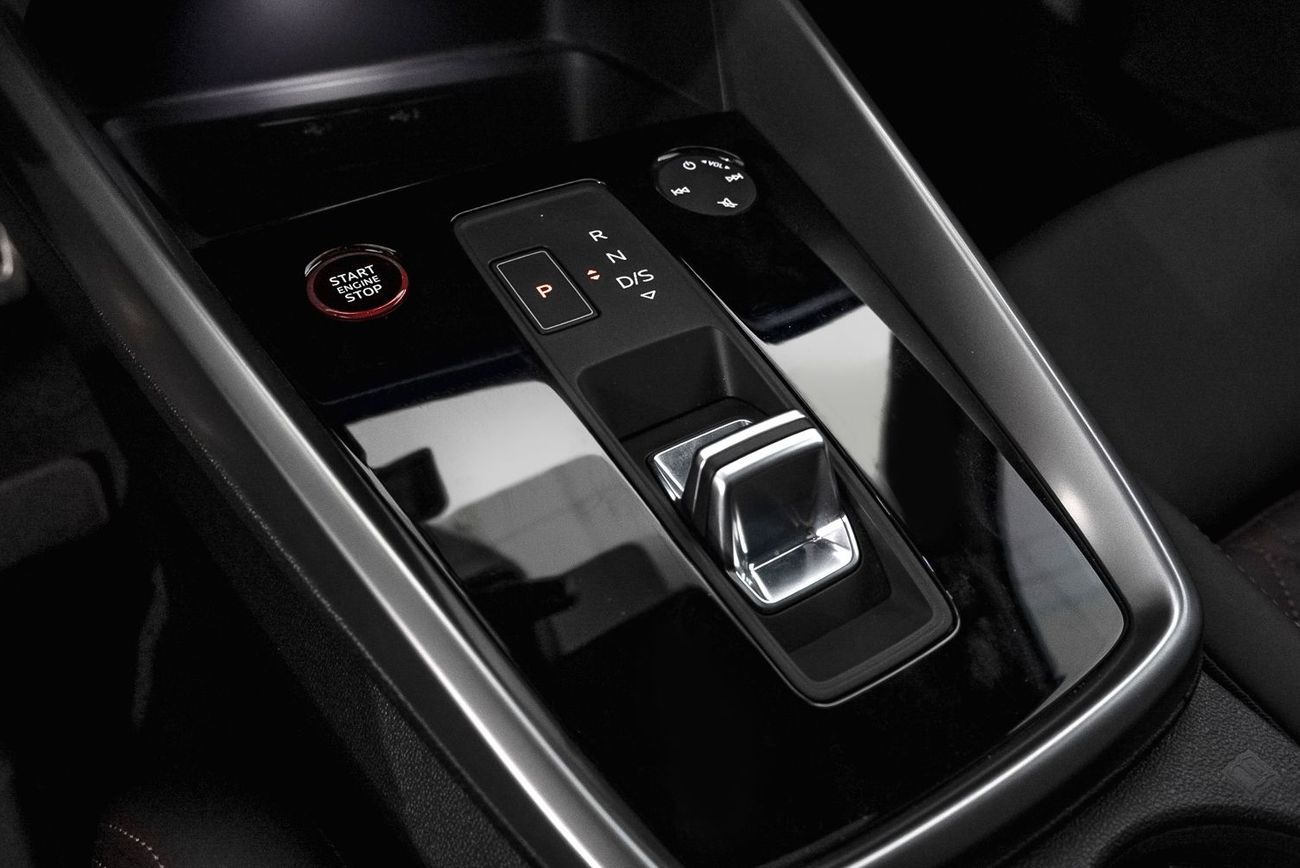 Audi S3 TFSI quattro 2.0L Hatchback