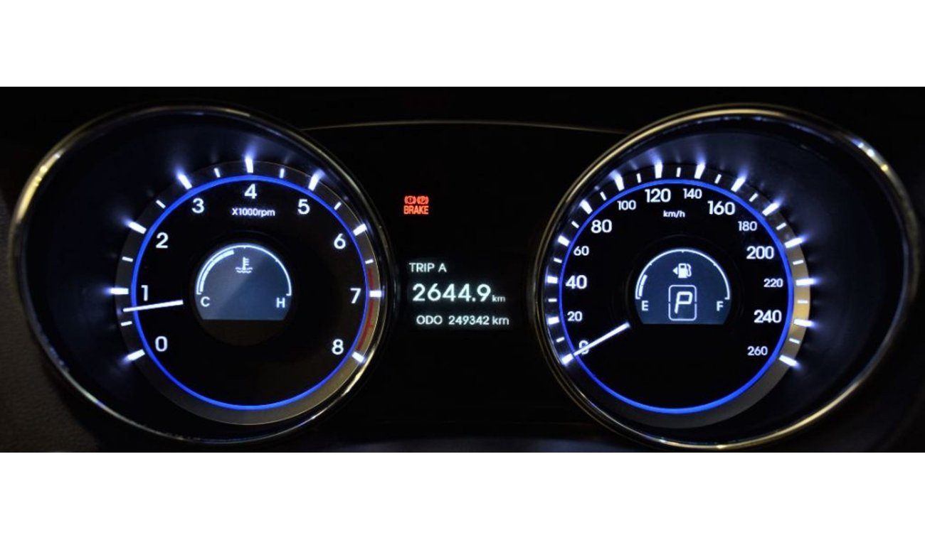 Hyundai Sonata AMAZING Hyundai Sonata 2011 Model!! in Whte Color! GCC Specs