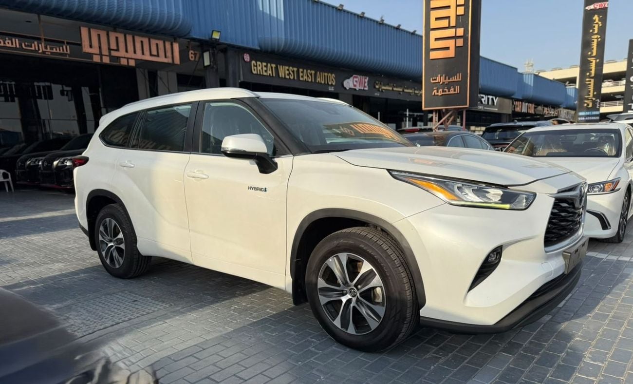تويوتا هايلاندر TOYOTA HIGHLANDER GLE HEV - A/T . Hybrid . SUV . 4X4 . 7 Seats . 2023 Model