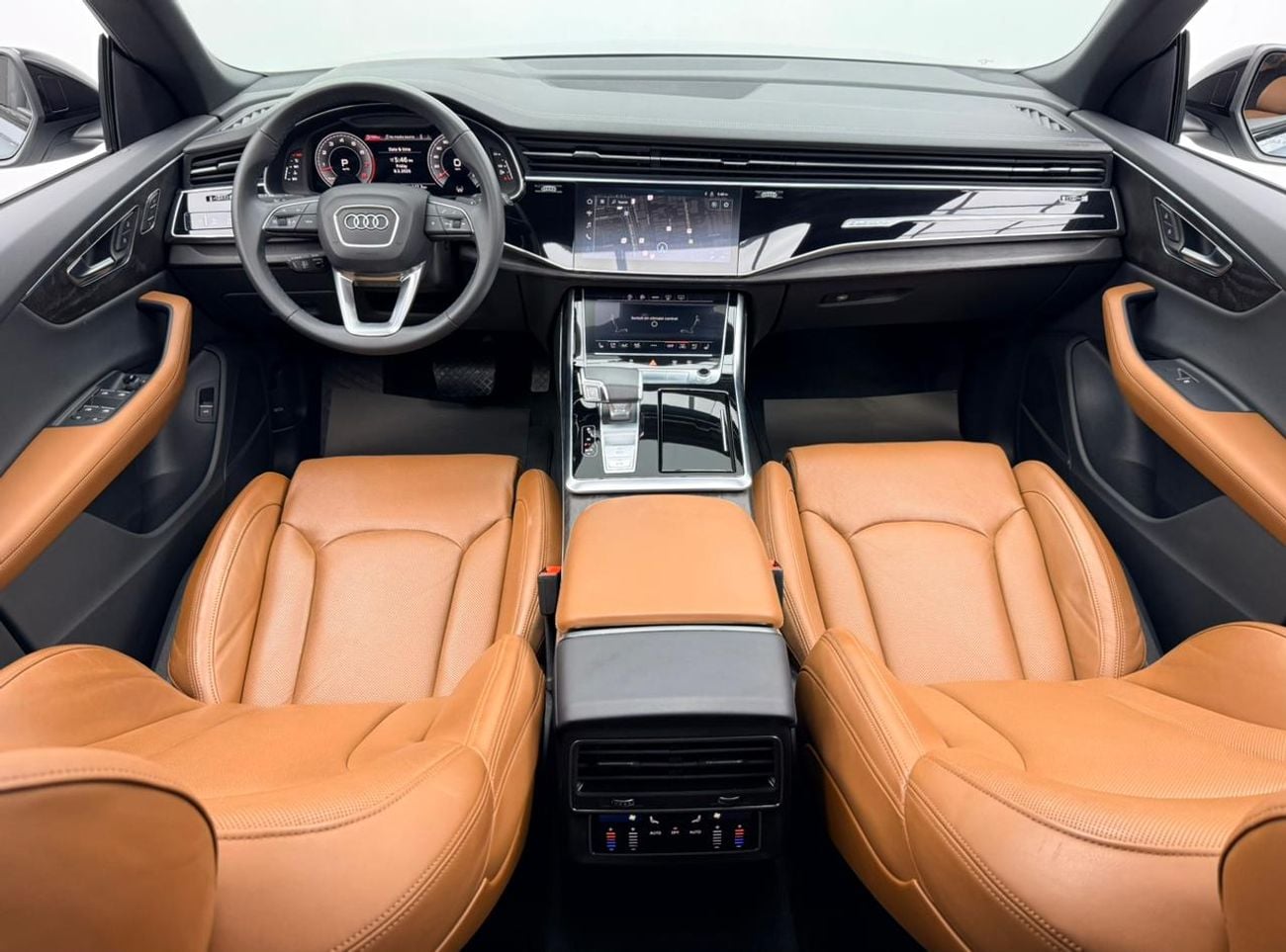 Audi Q8 2023 Audi Q8 55 TFSI Quattro S-Line, 2028 Audi Warranty + Service Pack, Low Km, Fully Loaded, GCC