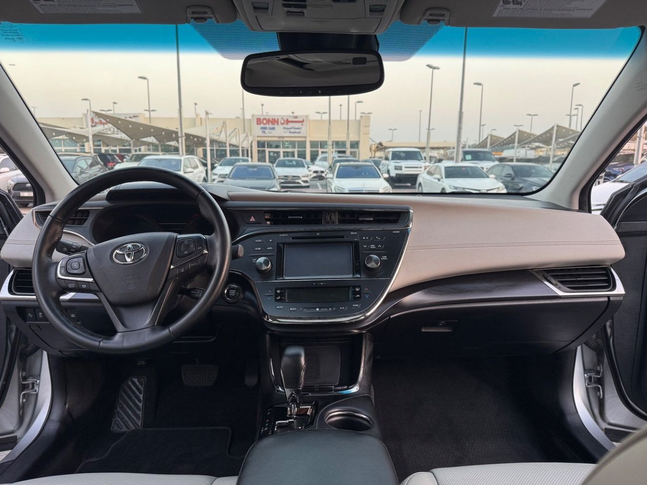 تويوتا افالون