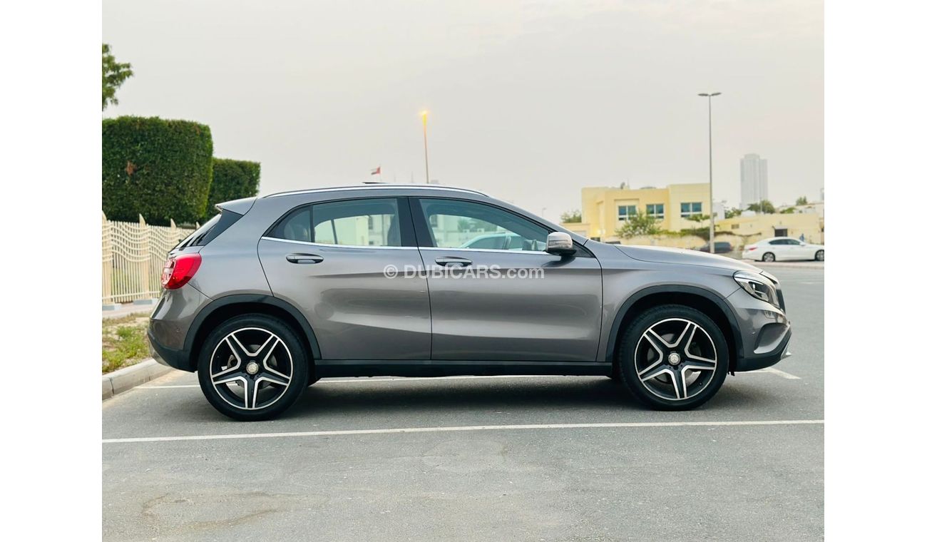 Mercedes-Benz GLA 250 Std 1390 PM || GLA 250 2.0L || FULL AGENCY MAINTAINED ||GCC || PRISTINE CONDITION