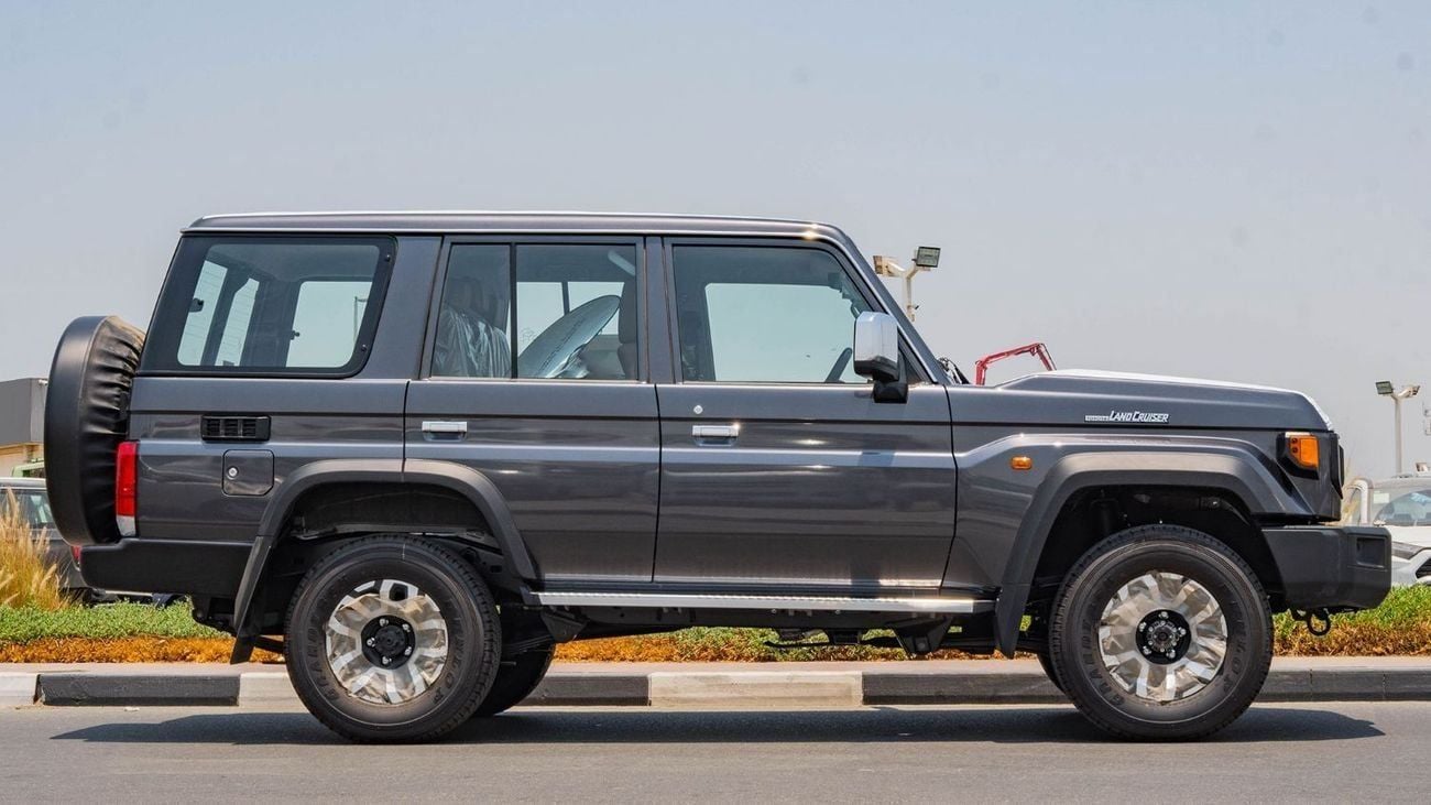 Toyota Land Cruiser 70 2025 Toyota Land Cruiser LC 76 4.0L AT Petrol (Gray)