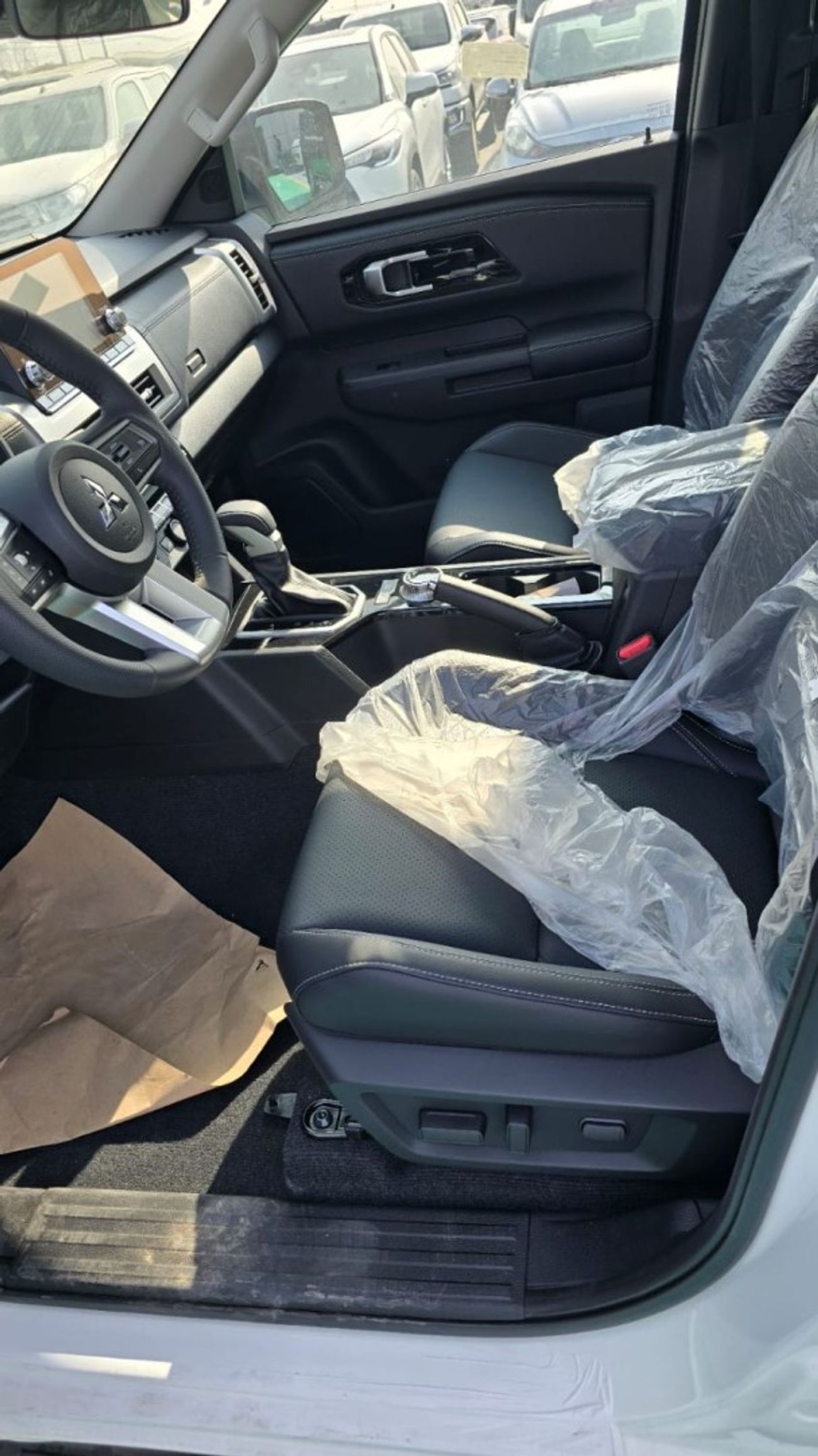 ميتسوبيشي L200 GL 2.5L Double Cab Utility 4WD