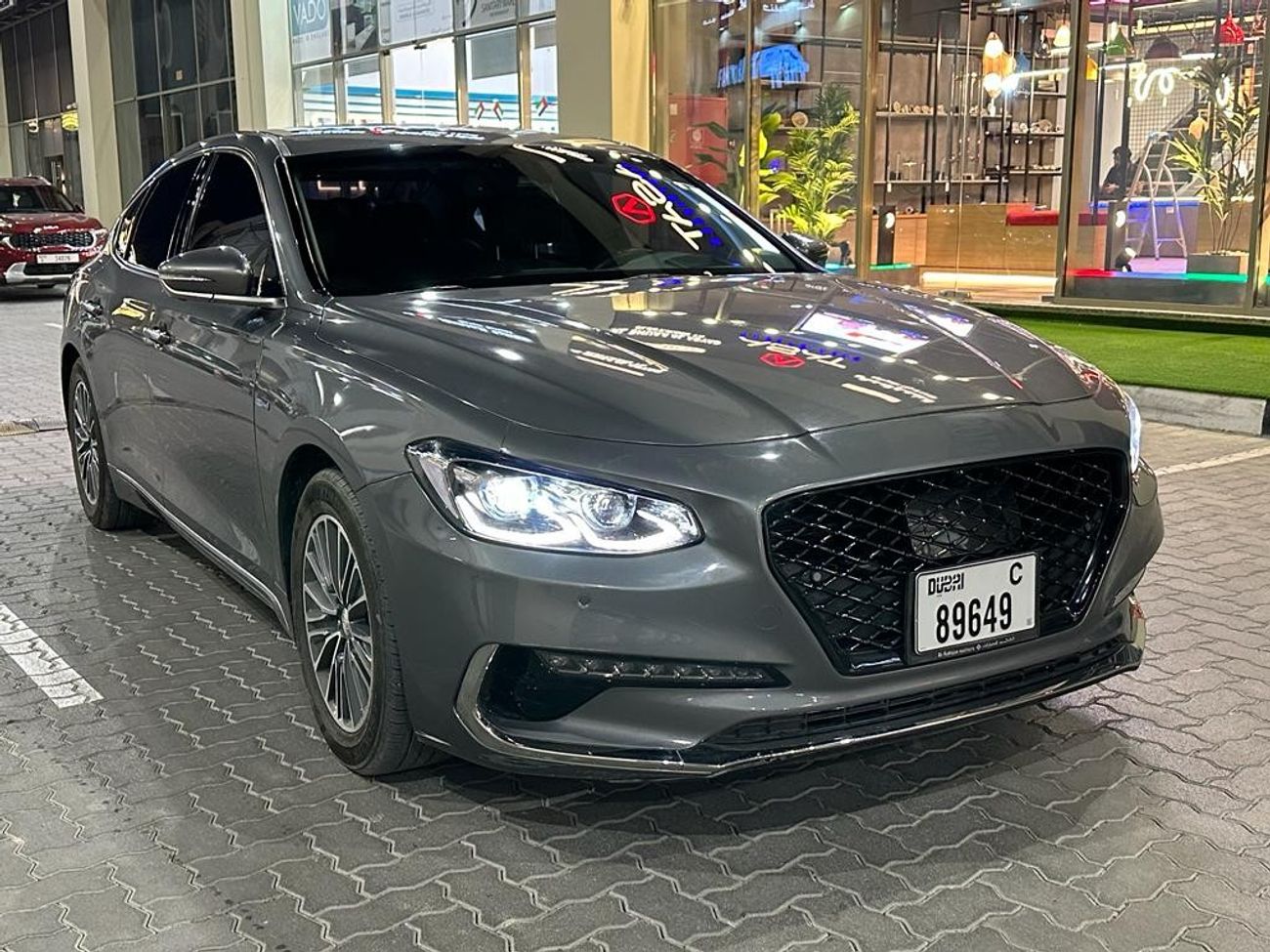 Hyundai Azera Hyundai Azera Hybrid, imported from Korea