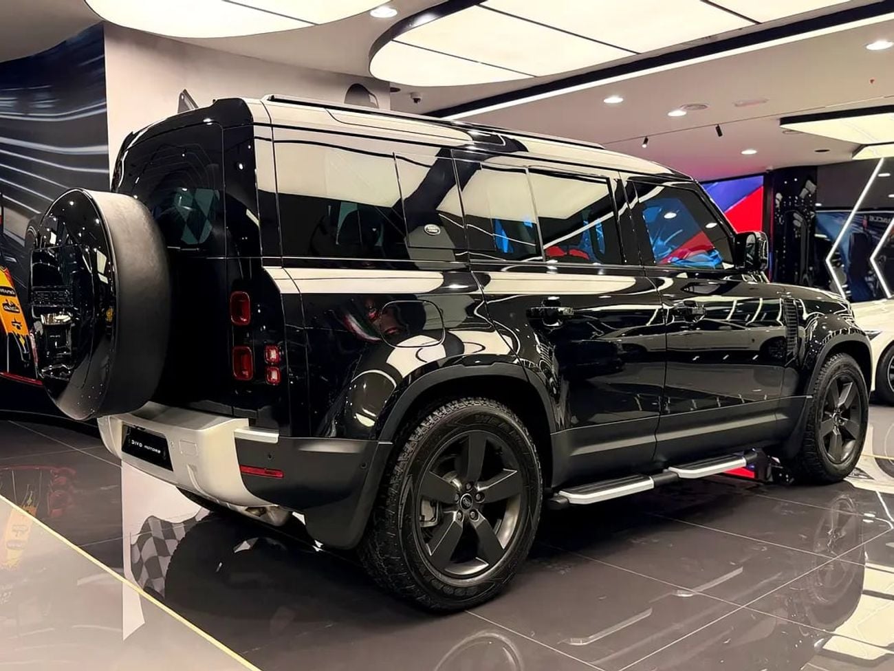 Land Rover Defender DEEFNDER GCC BRAND CONDITION