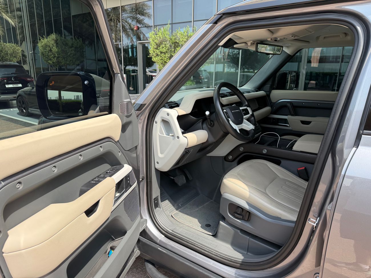 لاند روفر ديفندر