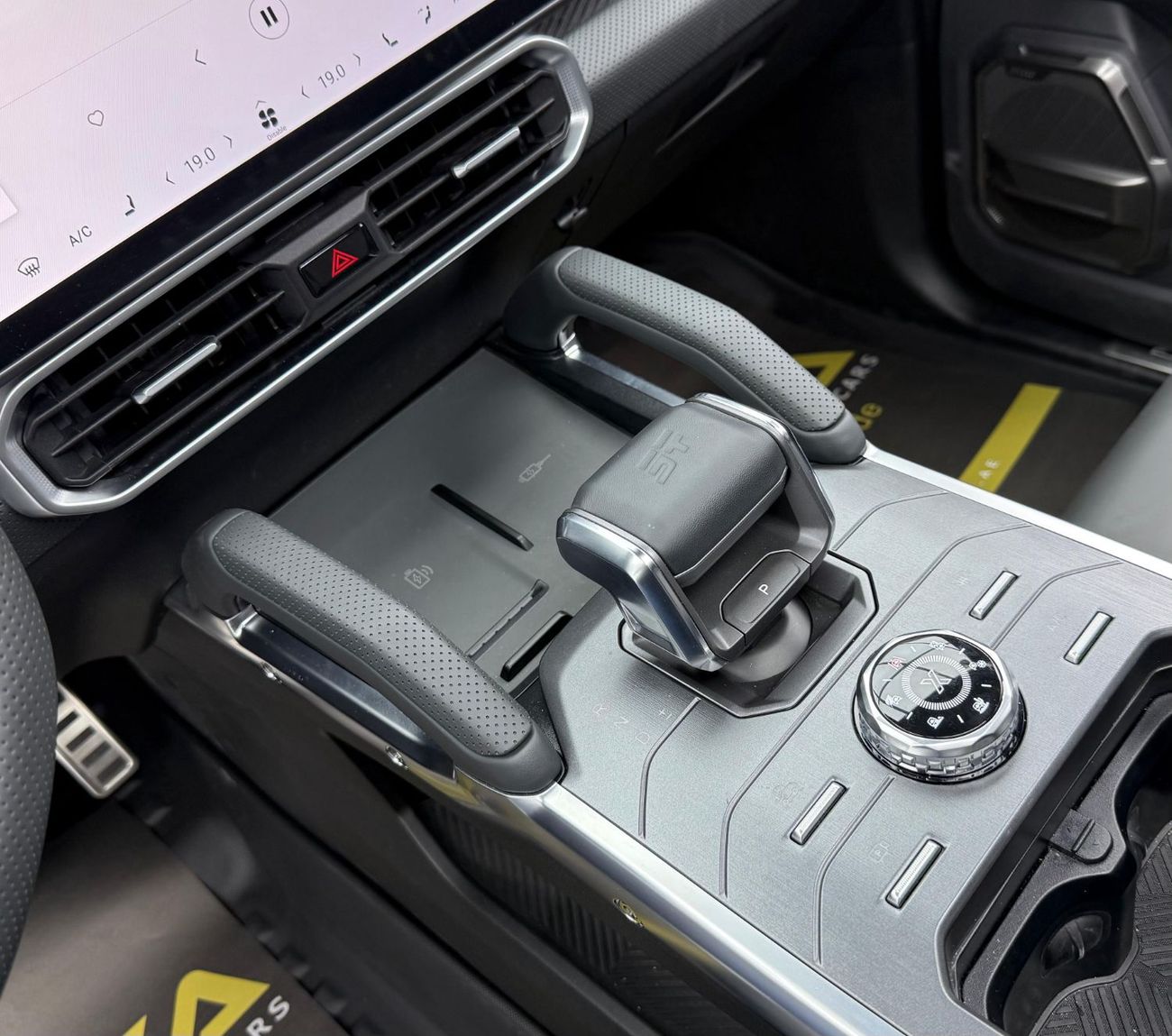 Jetour T2 Luxury 2024 Jetour T2 Cross Pro, 2027 Warranty, 2025 Service Pack, Excellent Condition