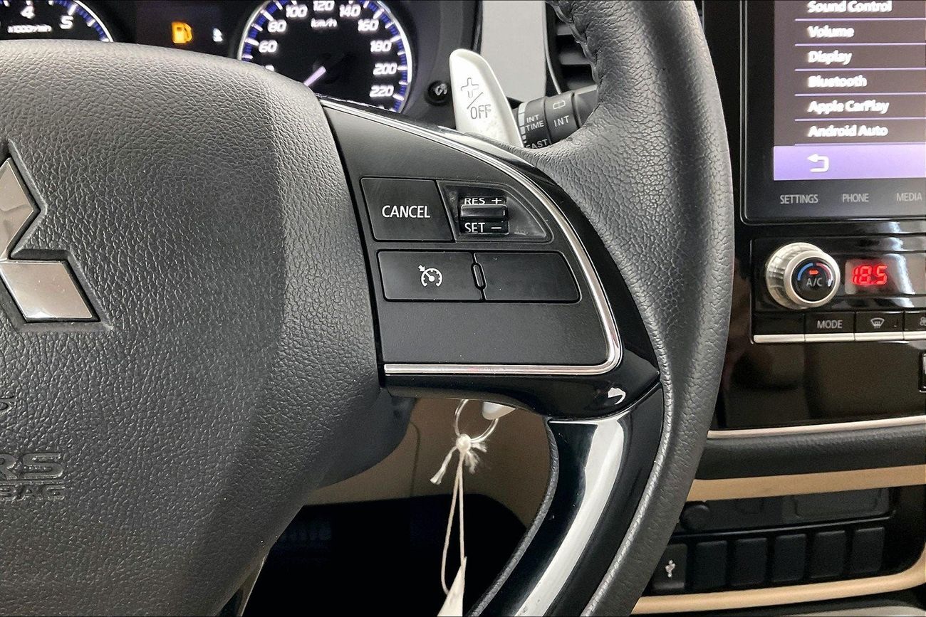 Mitsubishi Outlander GLX Midline| 1 year free warranty | Exclusive Eid offer