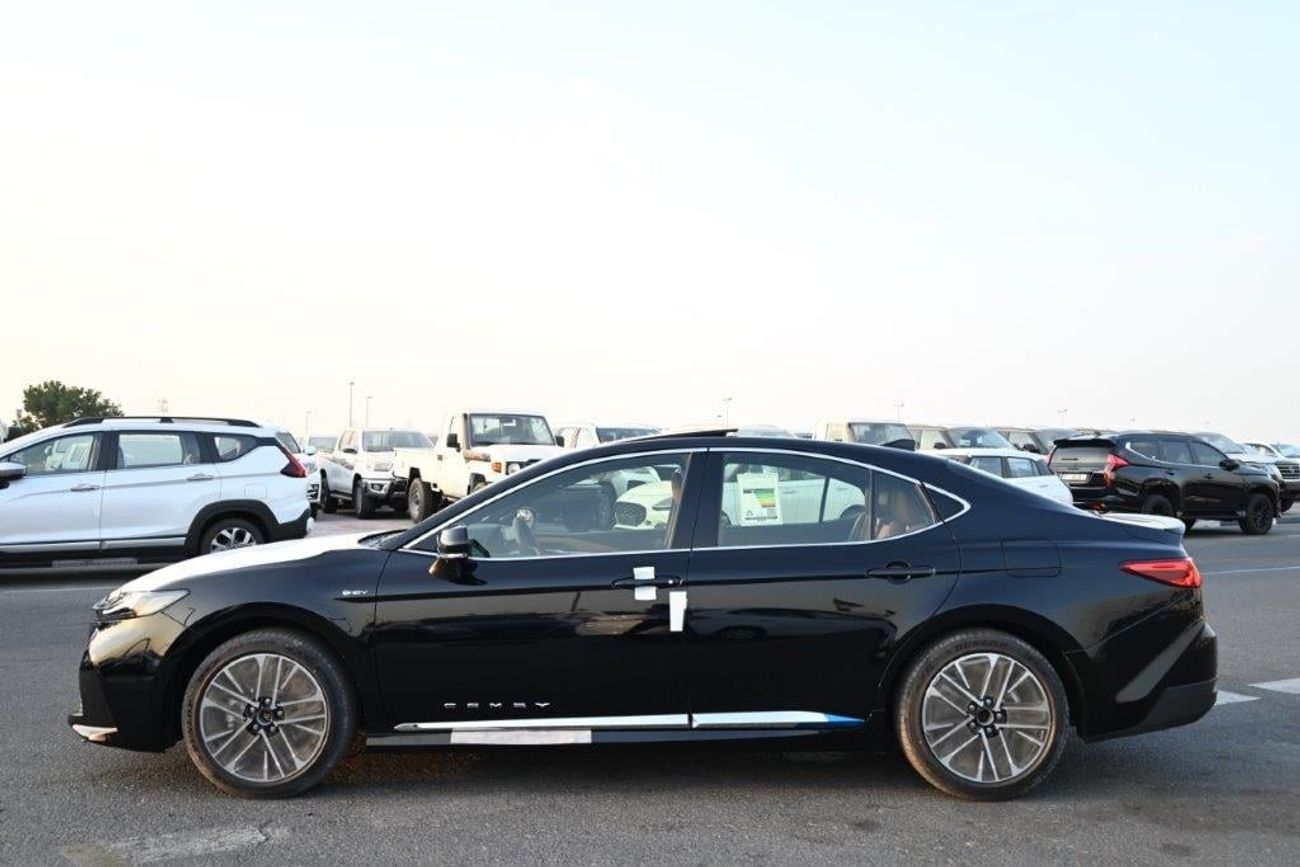 Toyota Camry 2025 TOYOTA CAMRY HYBRID LUMIERE 2.5L PETROL 5-SEATER AUTOMATIC