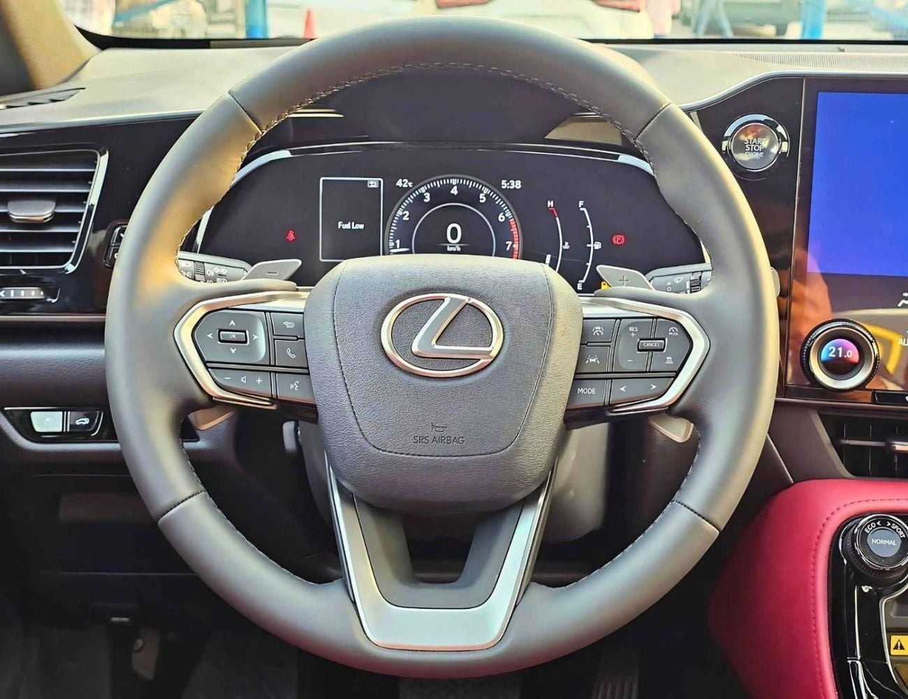 Lexus NX350 PREMIER OM / 2.4L PETROL / PWR WITH LEATHER SEATS / BLIND SPOT / SUNROOF (CODE # NXP3E)