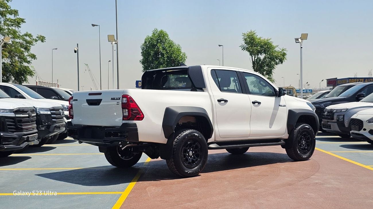 تويوتا هيلوكس GR Sport 2.8L