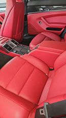 Porsche Panamera Turbo S Executive 4.8L