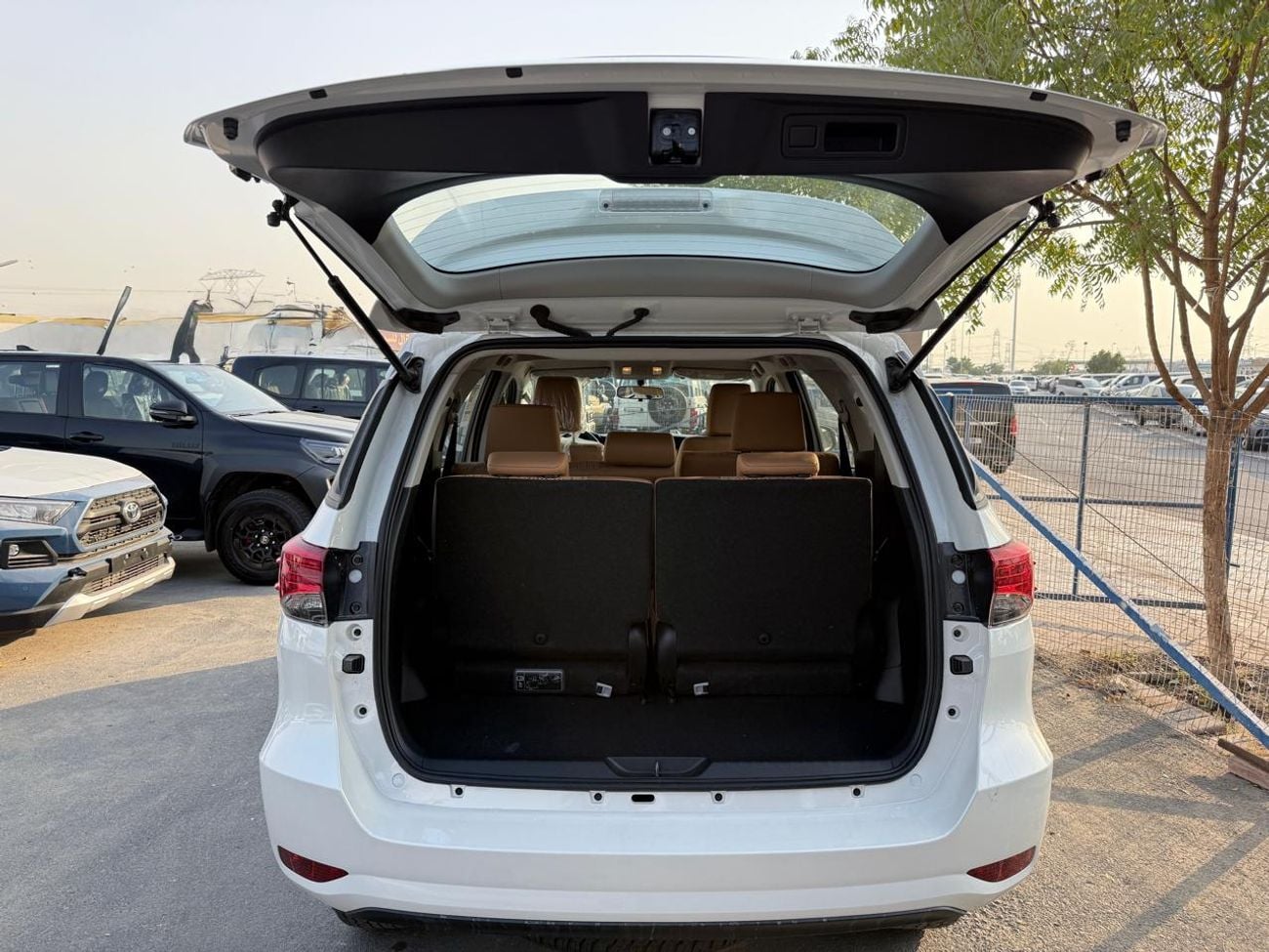 Toyota Fortuner Toyota Fortuner EXR 2.4L 2026 GCC AT Diesel (Export Only)