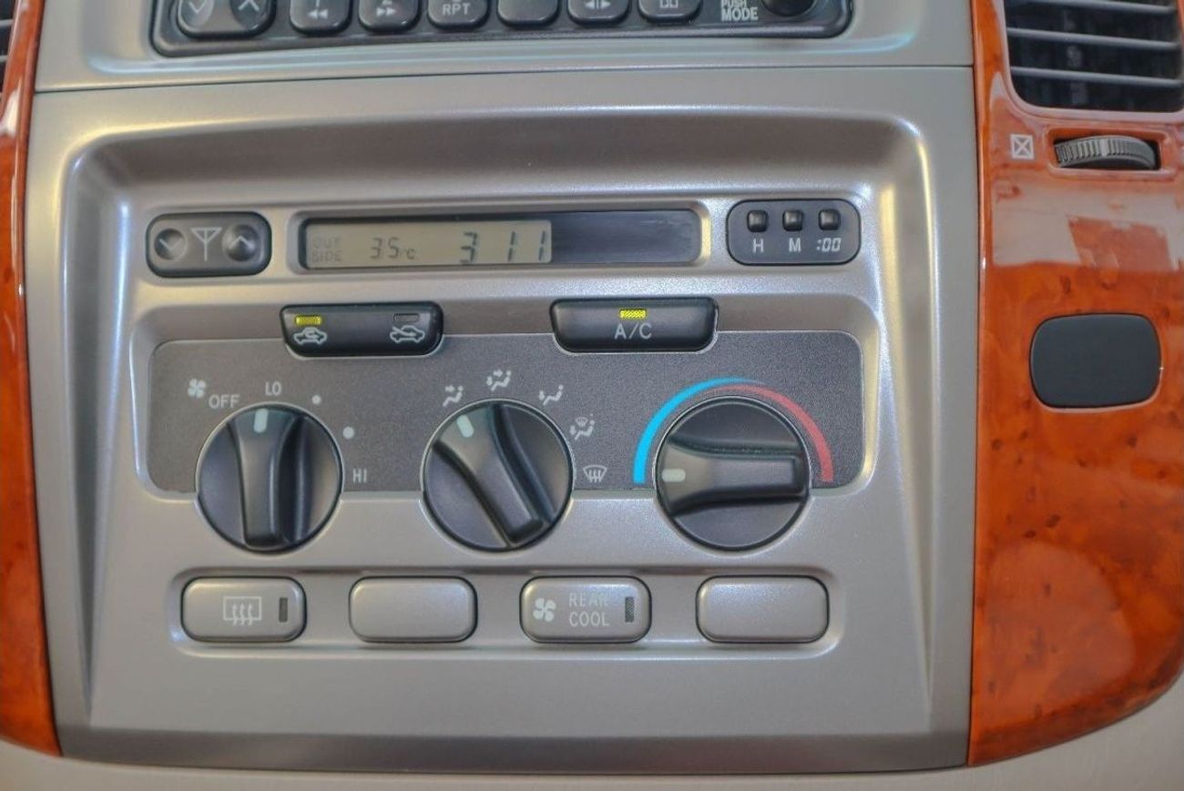 تويوتا لاند كروزر TOYOTA LAND CRUISER GXR 2005 4.5L  MANUAL TRANSMISSION