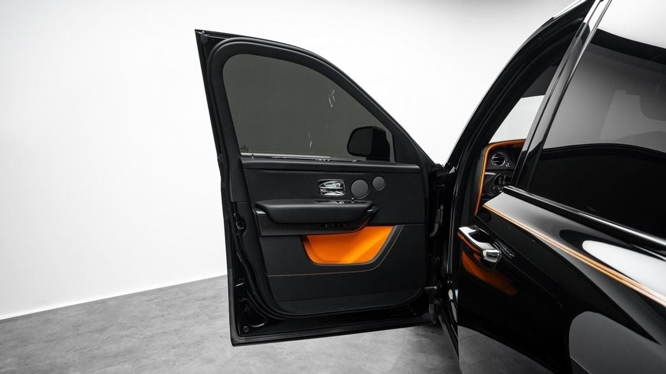 رولز رويس كولينان Black Badge 2024 - GCC - Under Warranty and Service Contract