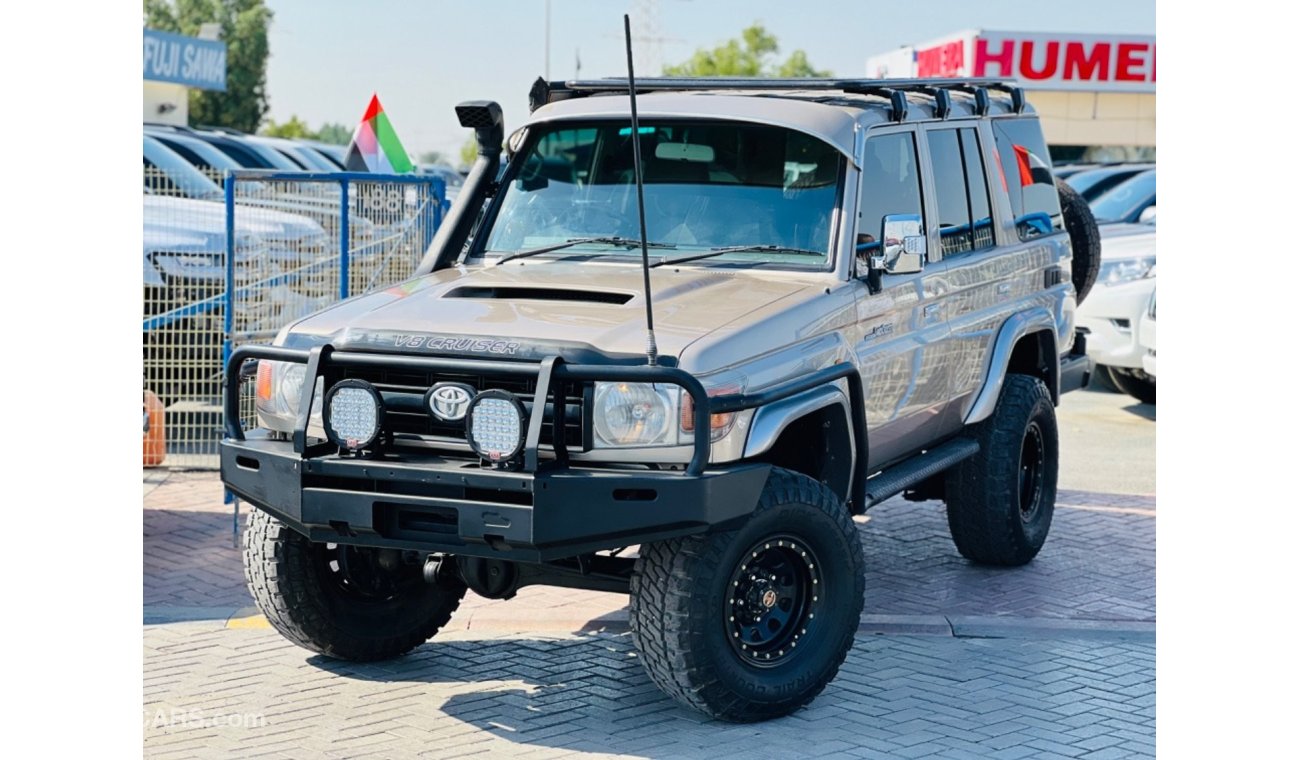 Toyota Land Cruiser Hard Top