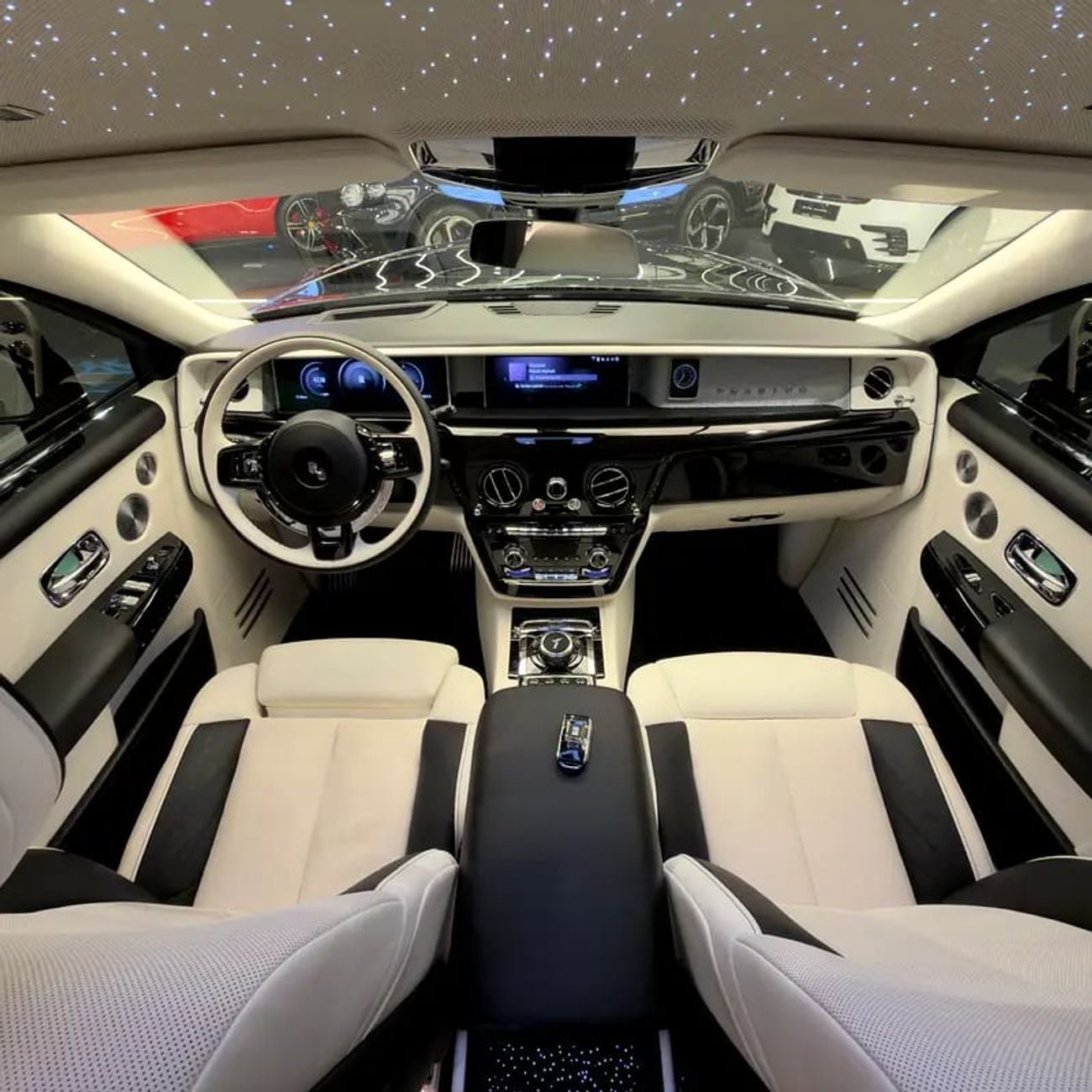 Rolls-Royce Phantom EWB GCC BRAND