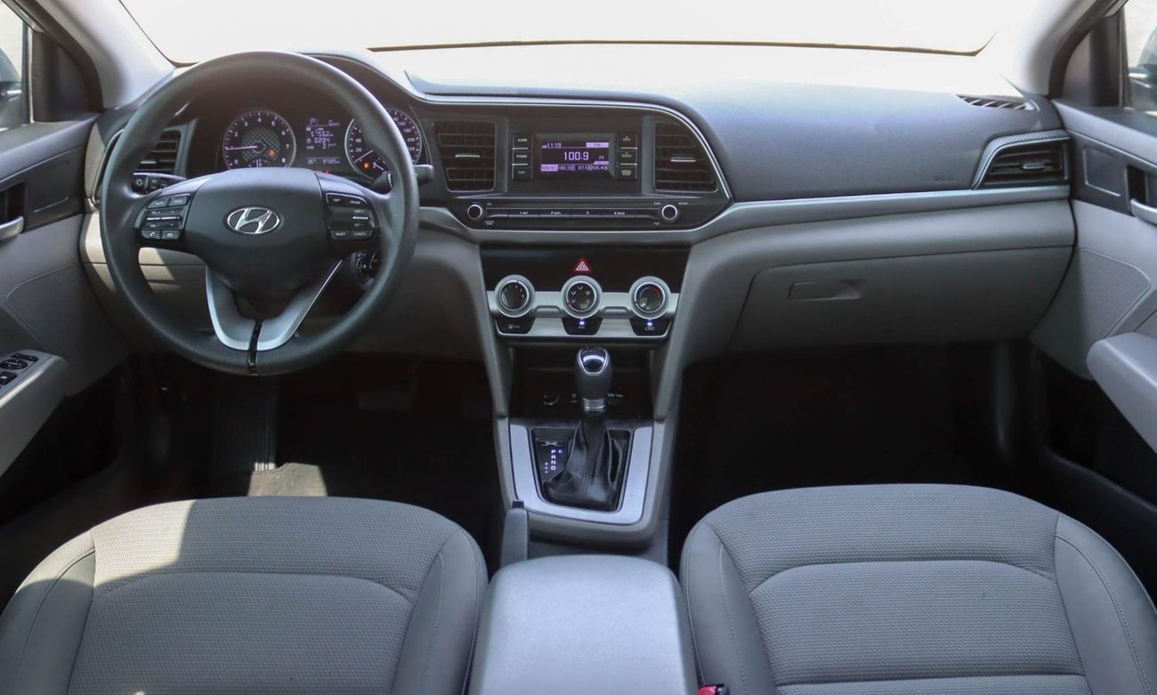 Hyundai Elantra GL 1.6L Hyundai Elantra 1.6L 2019  GCC accident-free in excellent condition 863 P.M