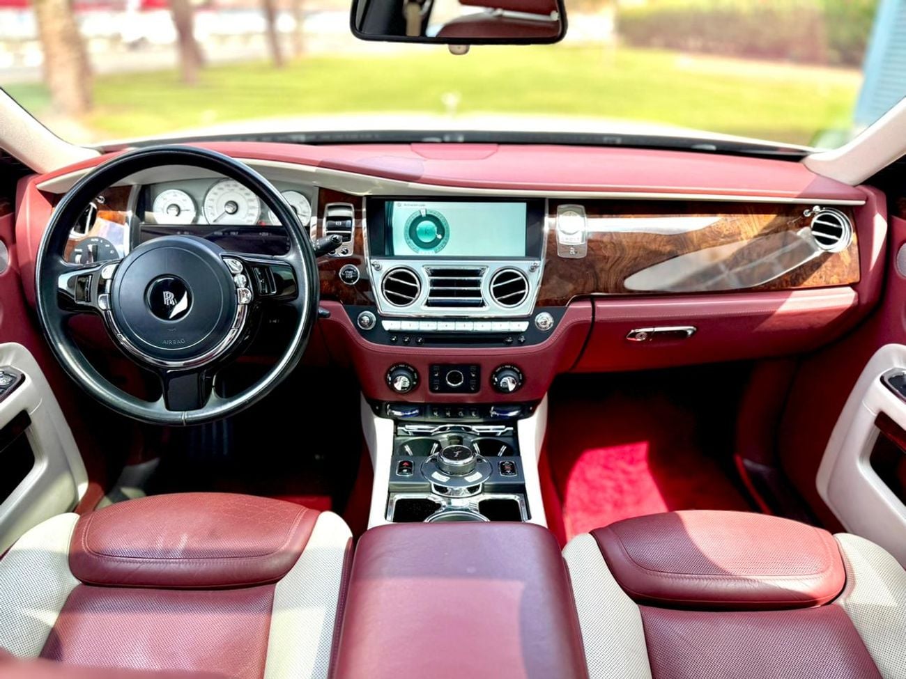 Rolls-Royce Ghost Std 6.6L l ROLLS ROYCE GHOST l GCC SPECS l 6.6L W12 l YEAR 2017 l