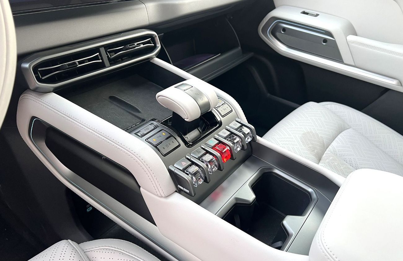 BYD Leopard Titanium 3 MAX 2025 4x2 Titanium 3 (Export Only)