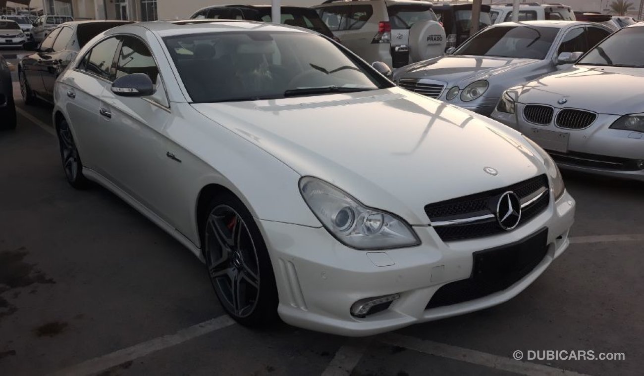 Mercedes-Benz CLS 63 AMG 2007 Full options Gulf specs