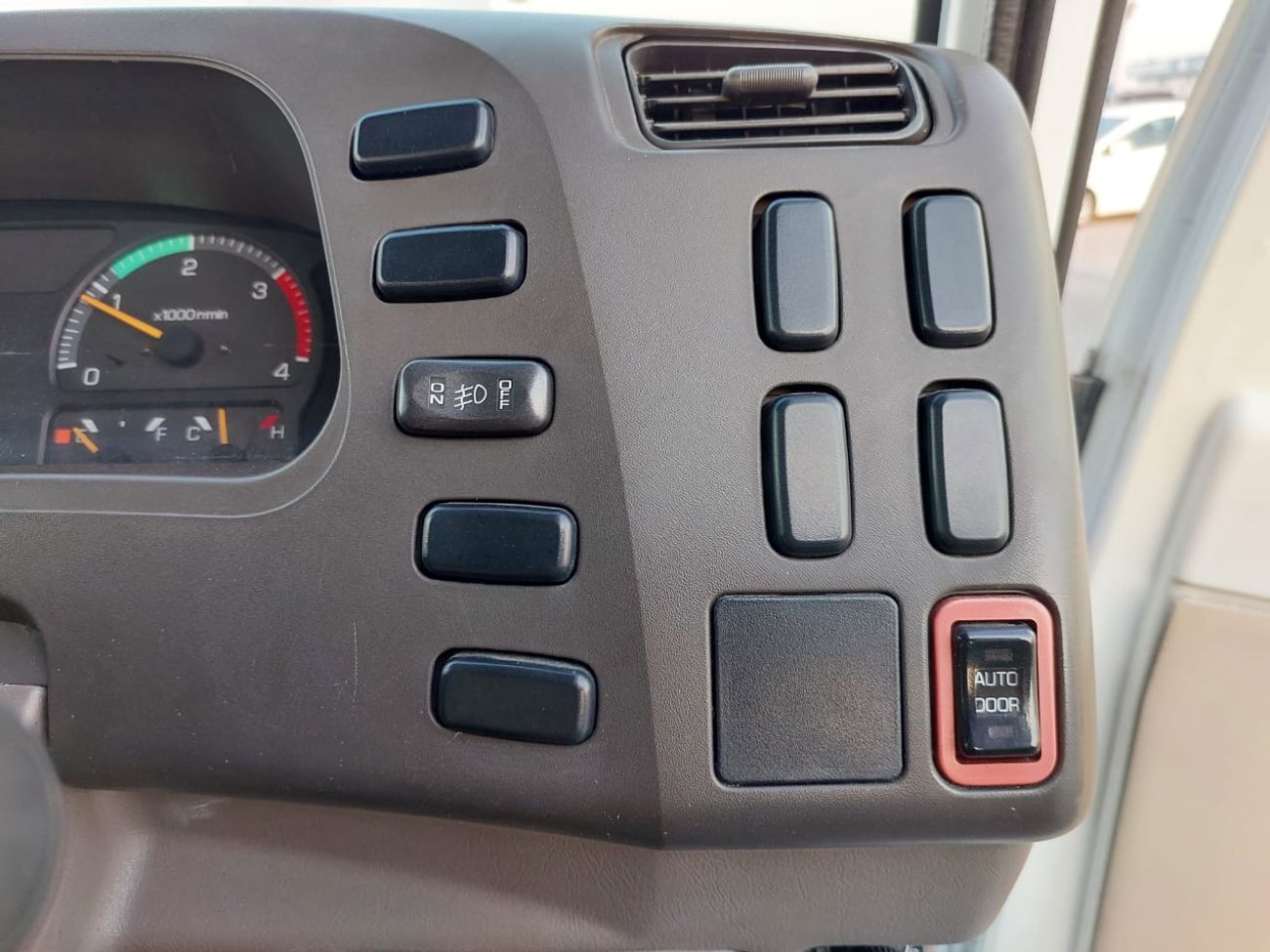 Mitsubishi Rosa MITSUBISHI ROSA BUS RHD 2006 MODEL 4.8 L DIESEL MANUAL(PM500351)