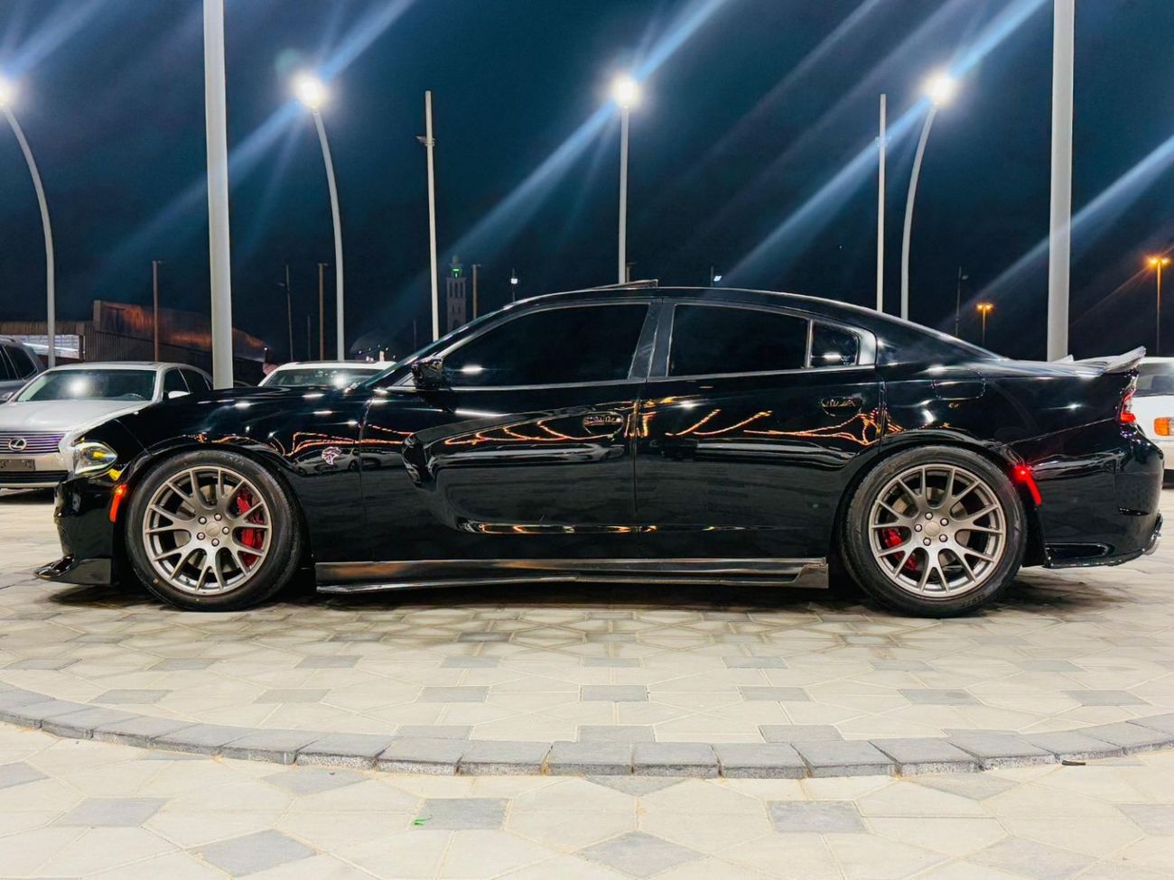 Dodge Charger SRT 392 6.4L (717 HP)