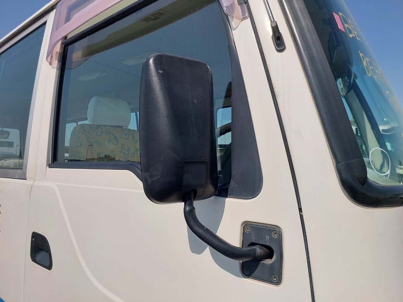 Mitsubishi Rosa MITSUBISHI ROSA BUS RHD 2004 MODEL 4.2L DIESEL MANUAL(PM00676)