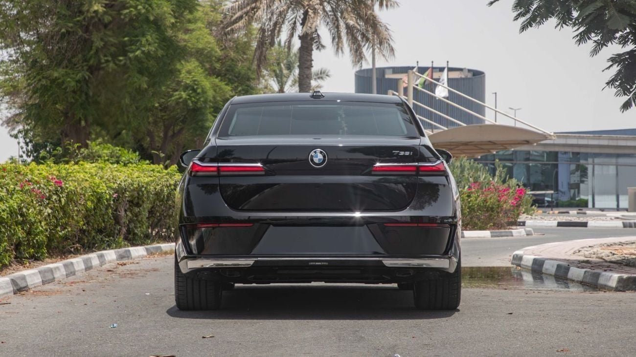BMW 735i | GCC Specs | 2026 | 3 Years Warranty & Contract Service | For Local Registration +10%