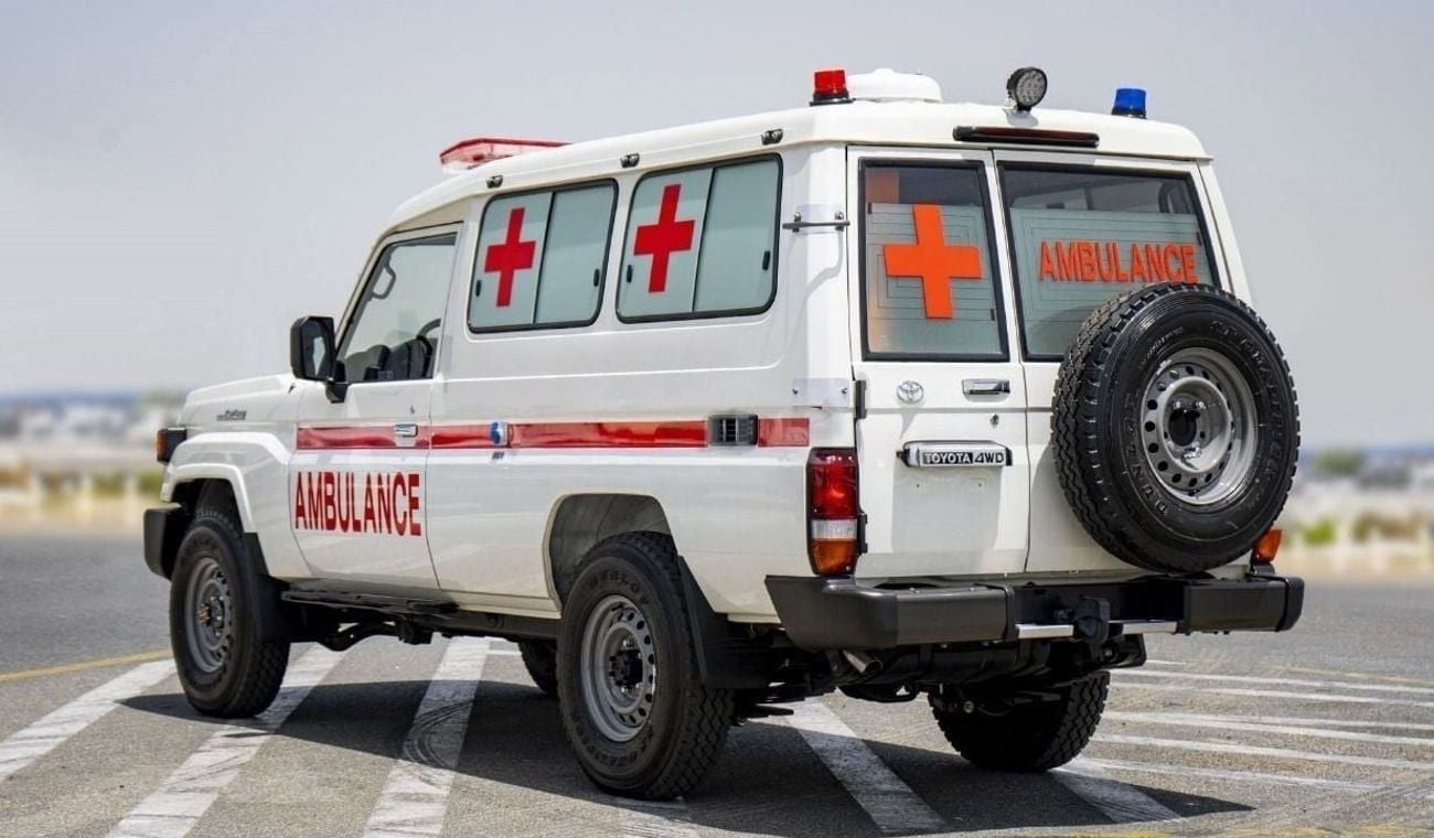 تويوتا لاند كروزر 70 Toyota land cruiser Hardtop LC 78 4.2L ambulance MY2024