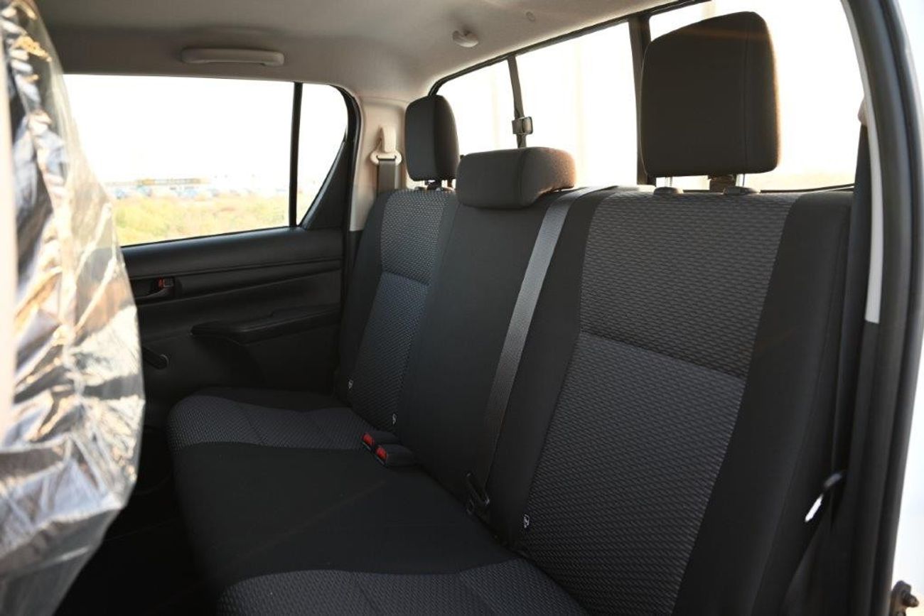 تويوتا هيلوكس 2023 TOYOTA HILUX DOUBLE CAB PICKUP DLX-E 2.4L DIESEL 4WD 5 SEATER MT
