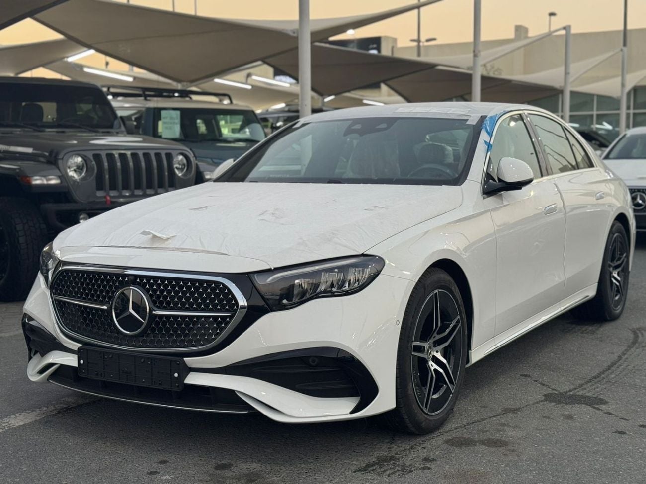 Mercedes Benz E200 AMG FULL OPTION