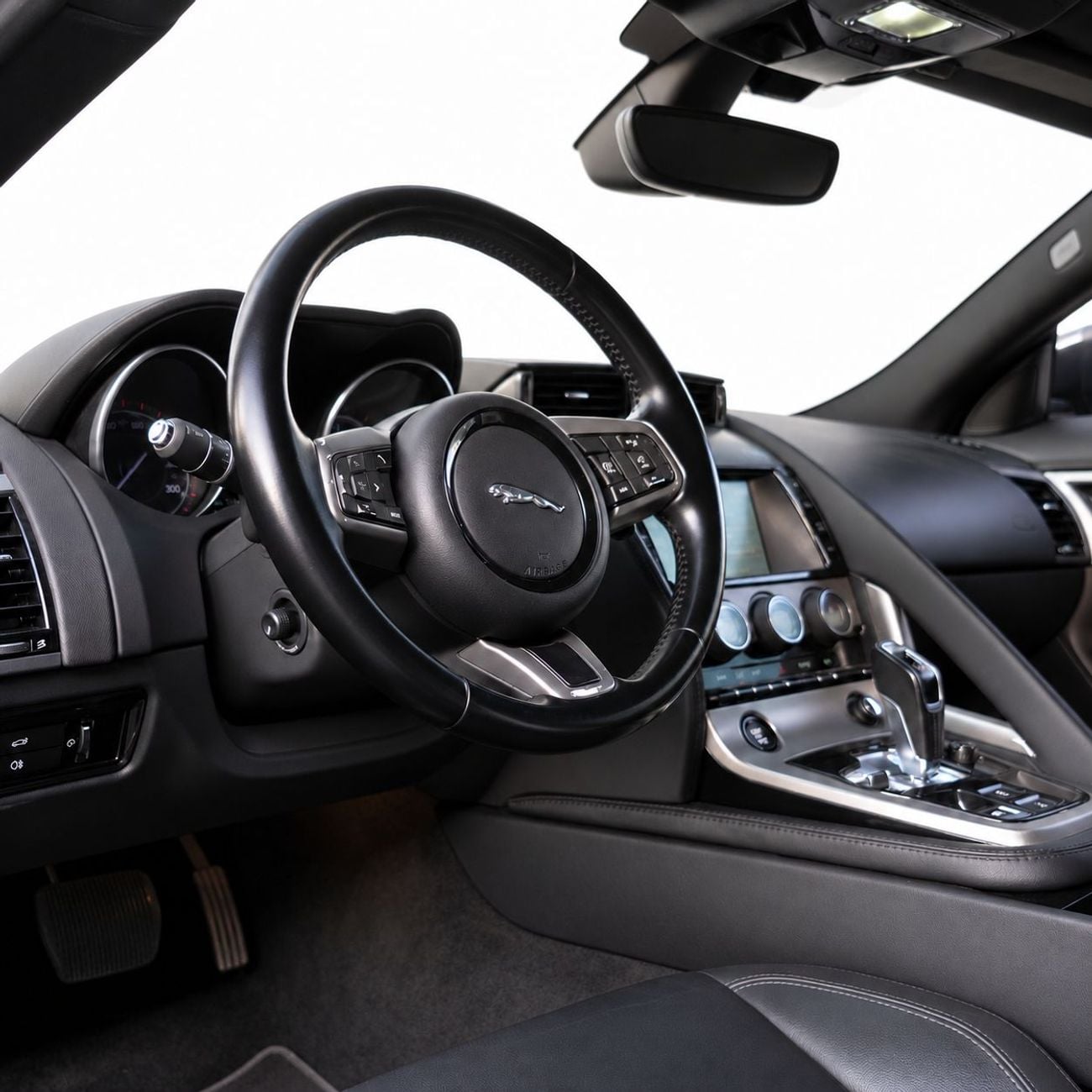 Jaguar F-TYPE STANDARD AED 6,433 P.M • 0% Downpayment • Jaguar F-Type V6 • 1 Year Warranty