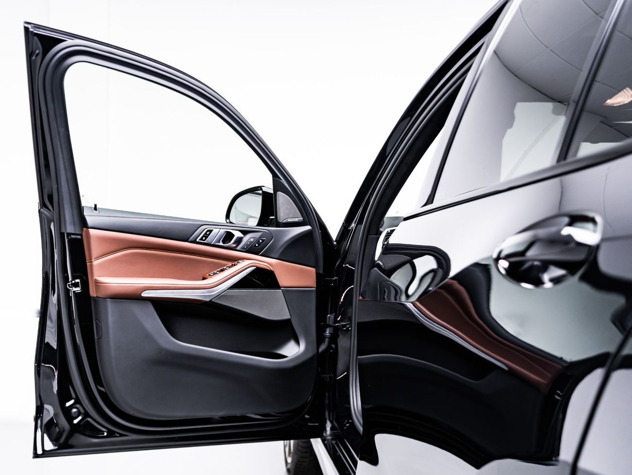 بي أم دبليو X5 50i M Sport 4.4L