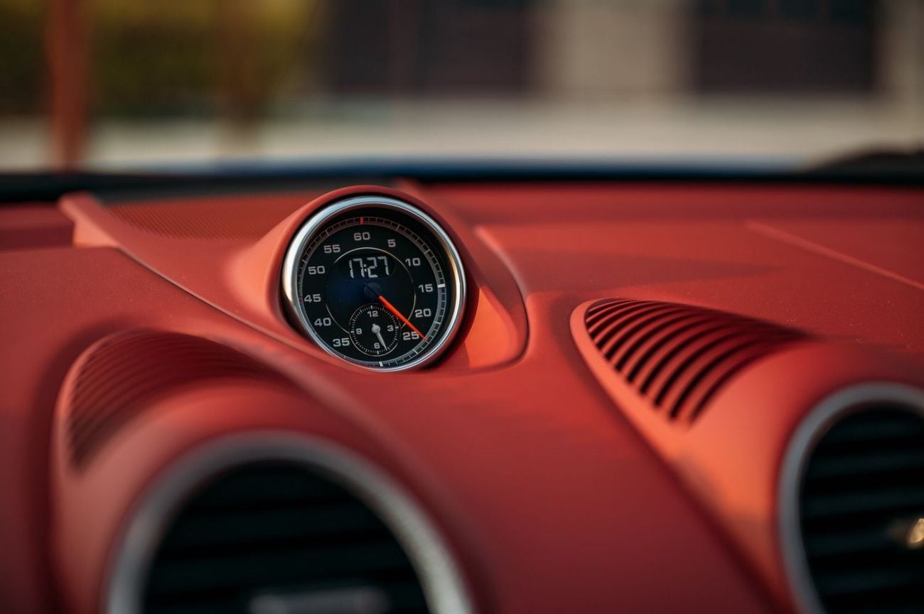 Porsche 718 Boxster Porsche Boxster 718 2023 GCC specs