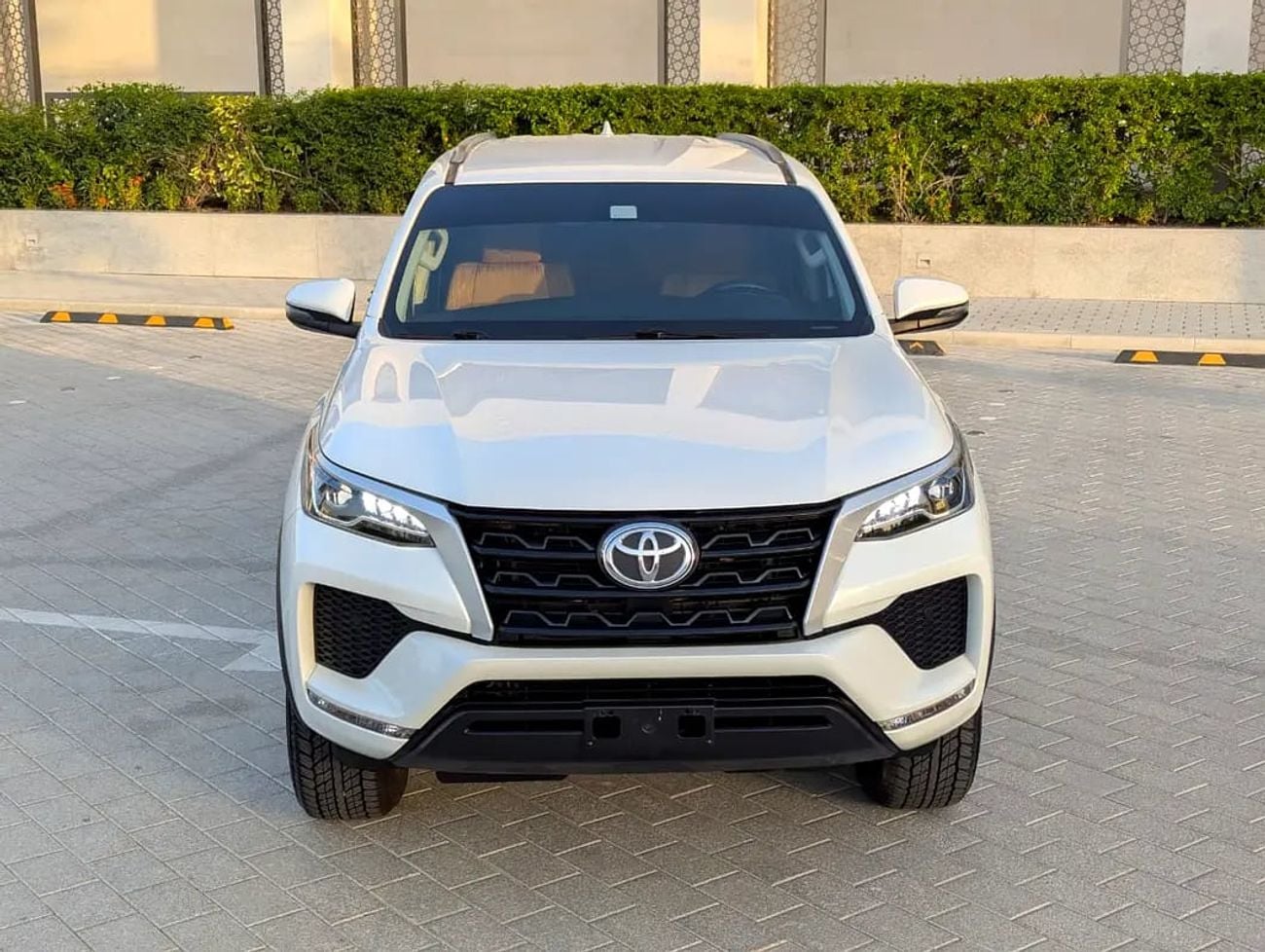 Toyota Fortuner EXR V4 2.7L | GCC Specs | Accident Free