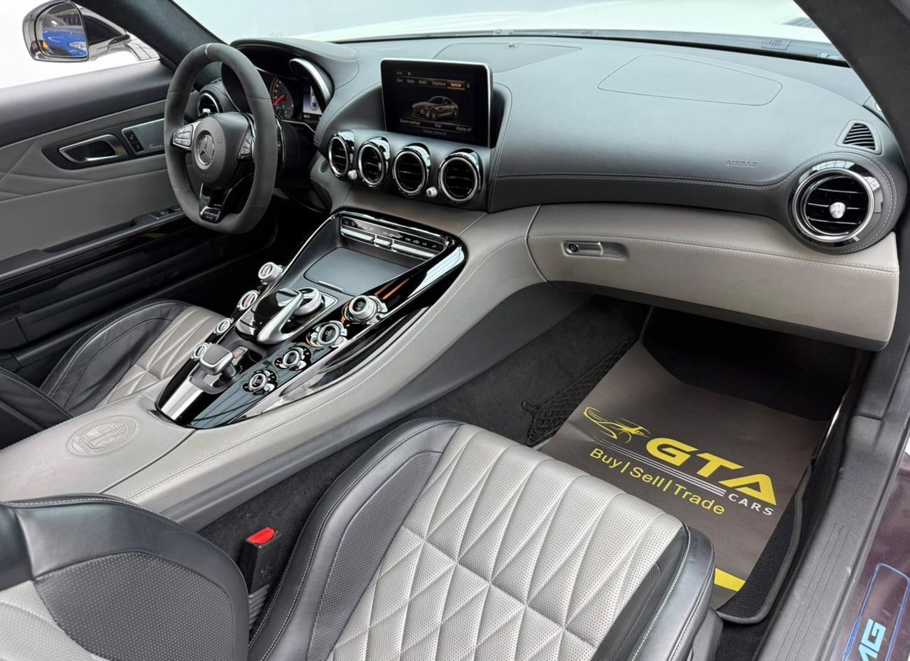 مرسيدس بنز AMG GT C 2018 Mercedes AMG GT C Coupe 50th Edition 1 Of 500, Full Mercedes Service History, GCC