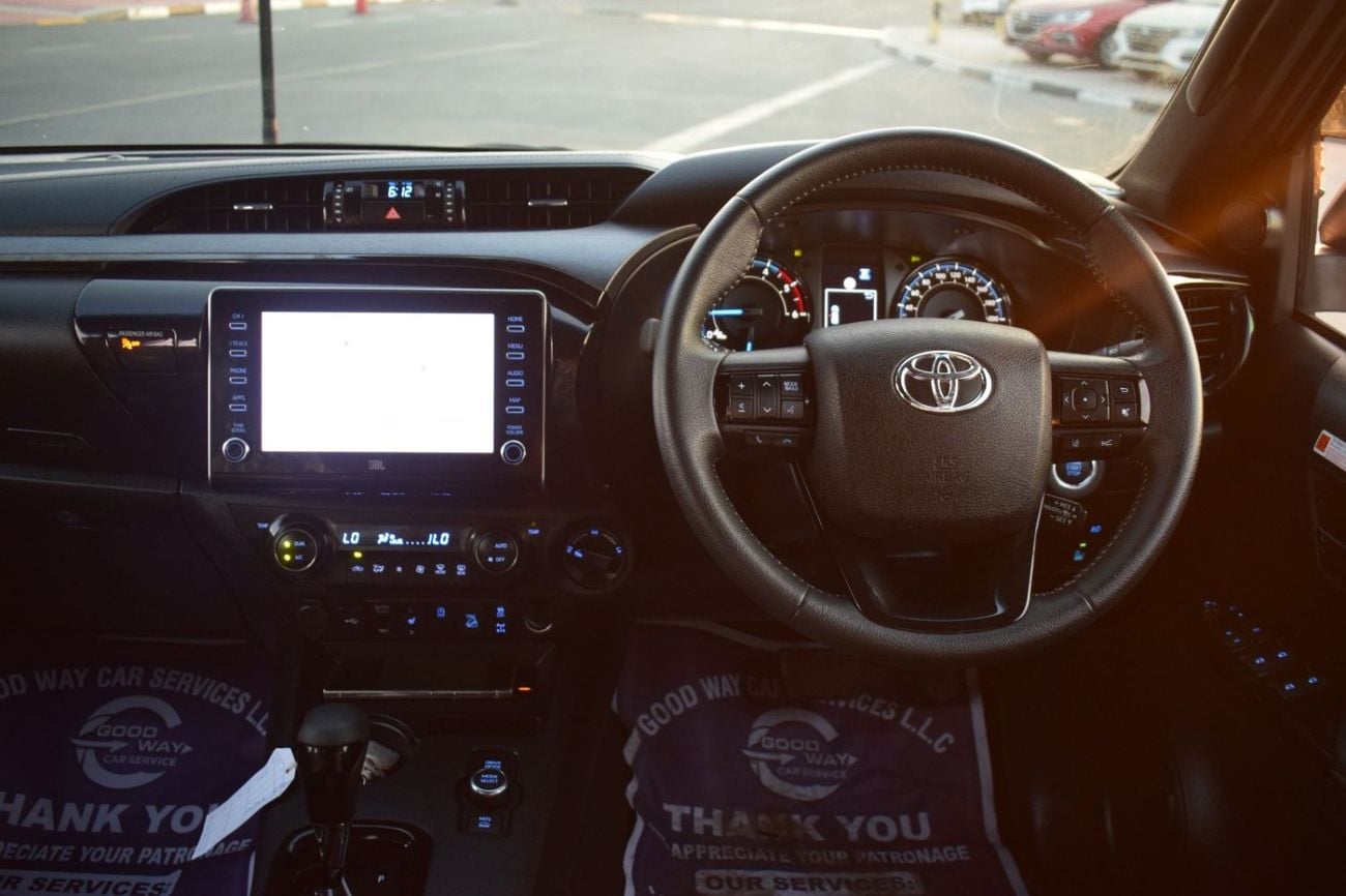 Toyota Hilux DIESEL HILUX ROGUE ,2.8L ,RIGHT HAND HAND DRIVE ,AUTO TRANSMISSION