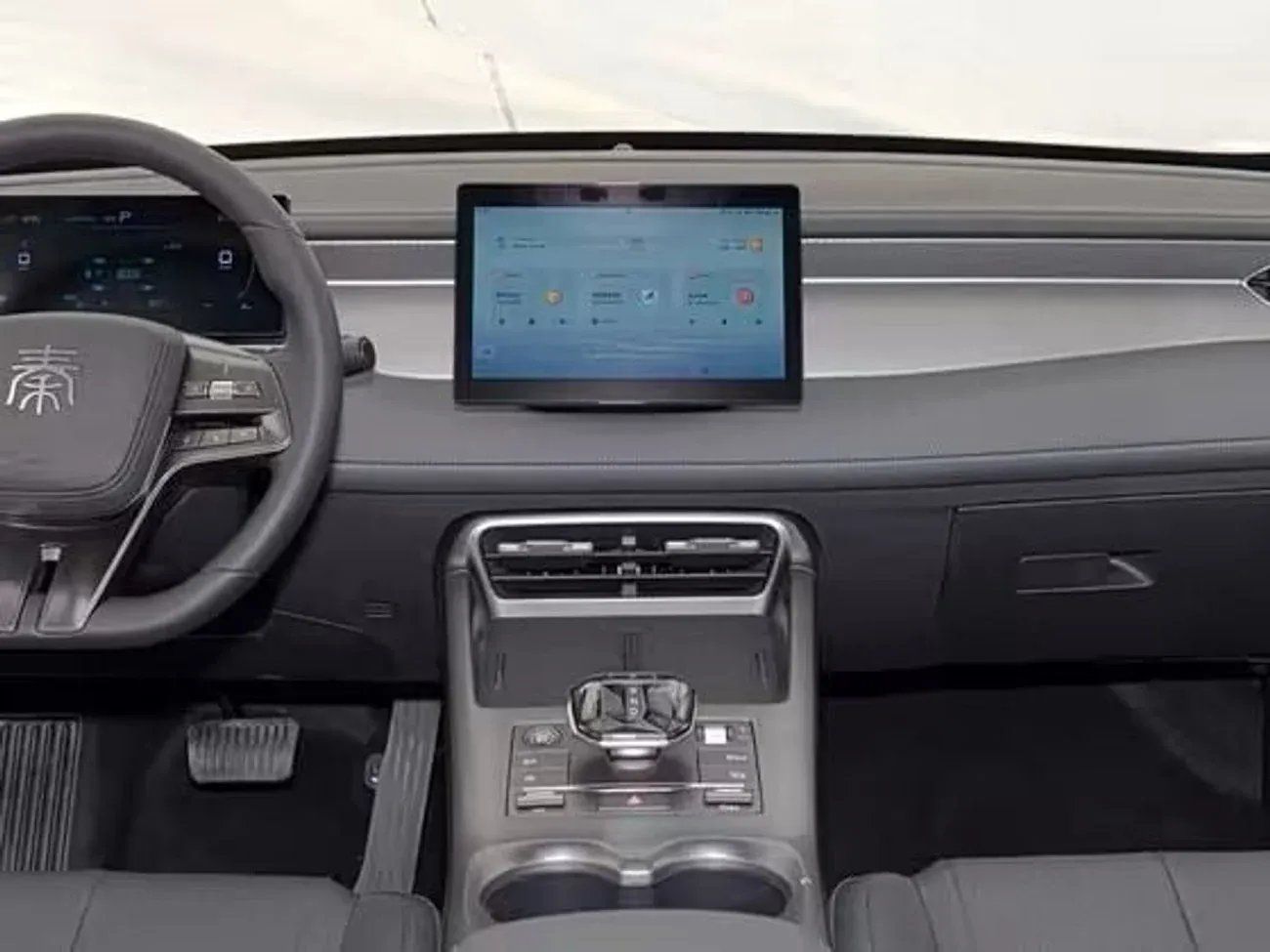 BYD QIN PLUS BYD QIN PLUS 1.5L DMI 55KM plug in Hybrid ( DUCAMZ )