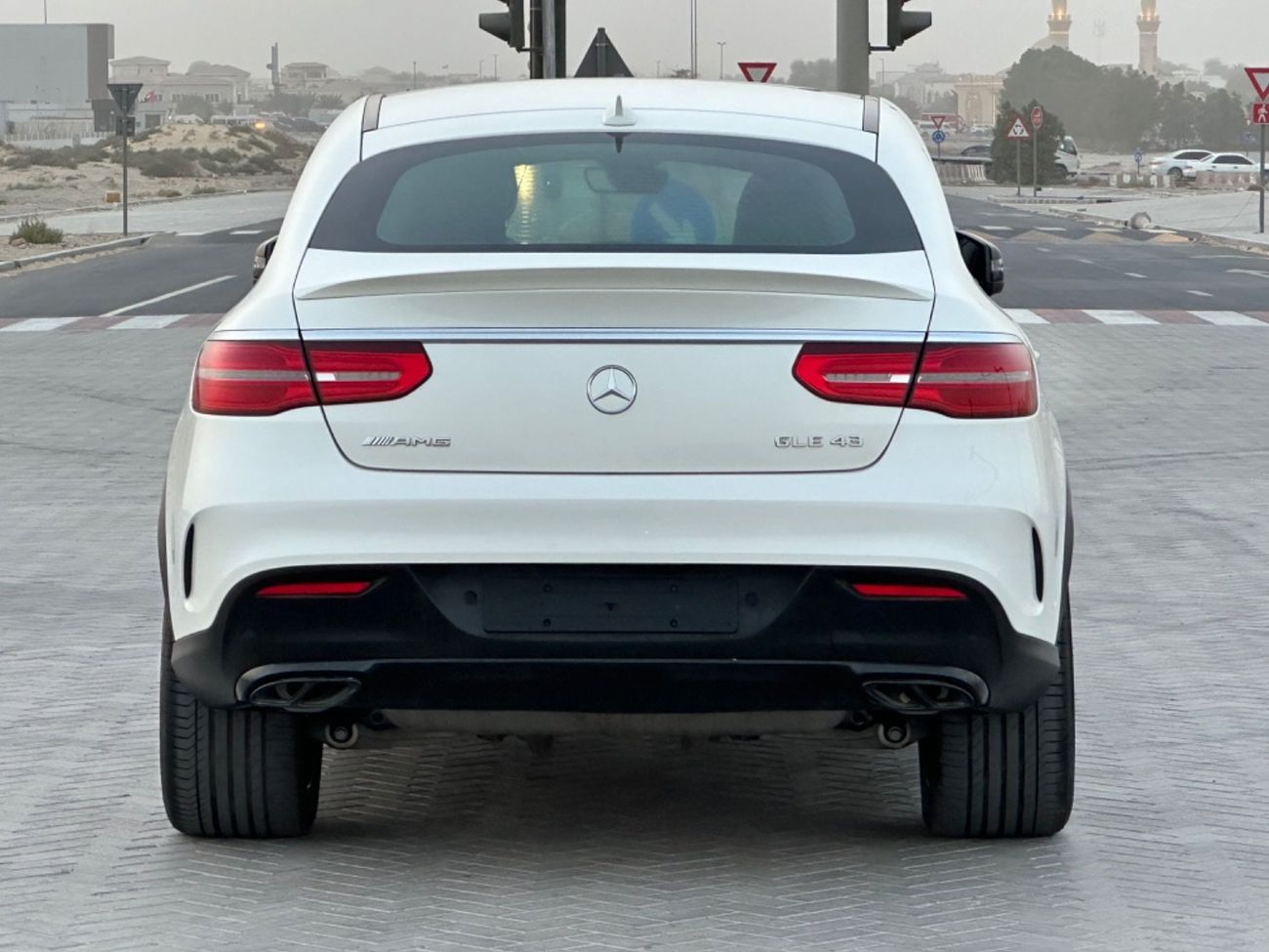 مرسيدس بنز GLE 43 AMG موديل 2019 خليجي مالك واحد من الوكاله فل مواصفات بانورما مالك اول الموتر مخزن