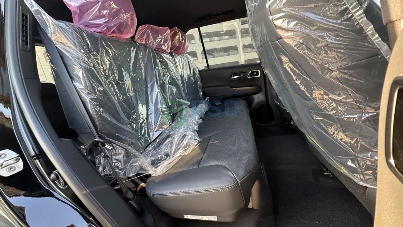 تويوتا لاند كروزر Toyota LC300 3.3L VX TURBO 10 AT MY-2025