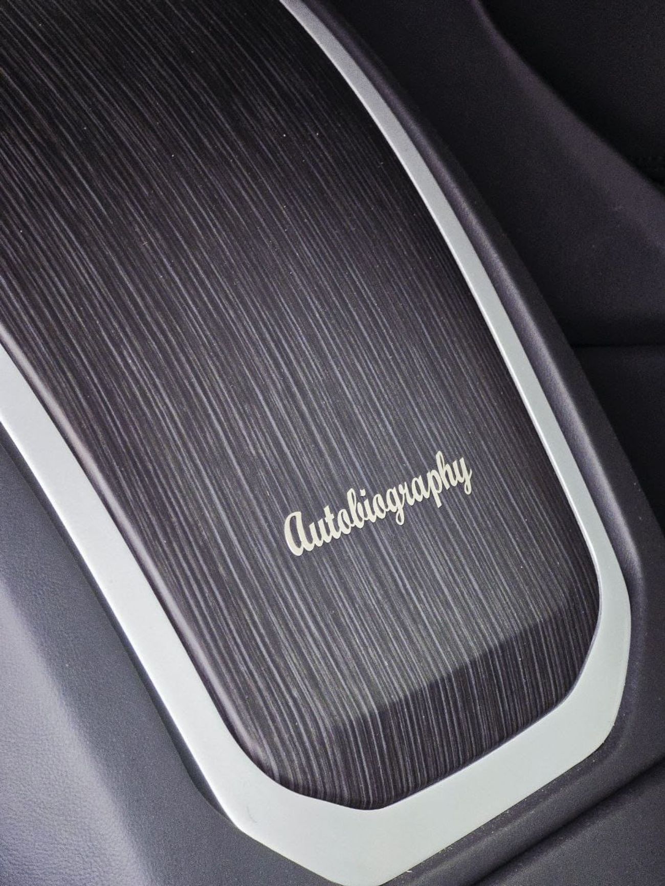 Toyota Land Cruiser VX 3.5L PETROL A/T OFFROAD EDITION WITH MBS AUTOBIOGRAPHY VIP  4 SEATS AND ROOF STAR LIGHT