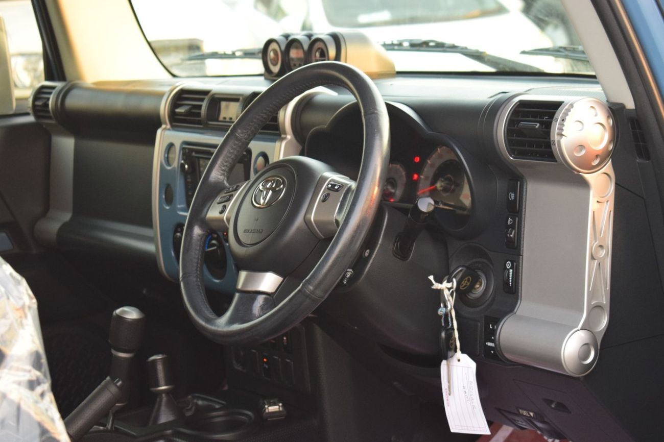 Toyota FJ Cruiser 2015 TOYOTA FJ CRUISER