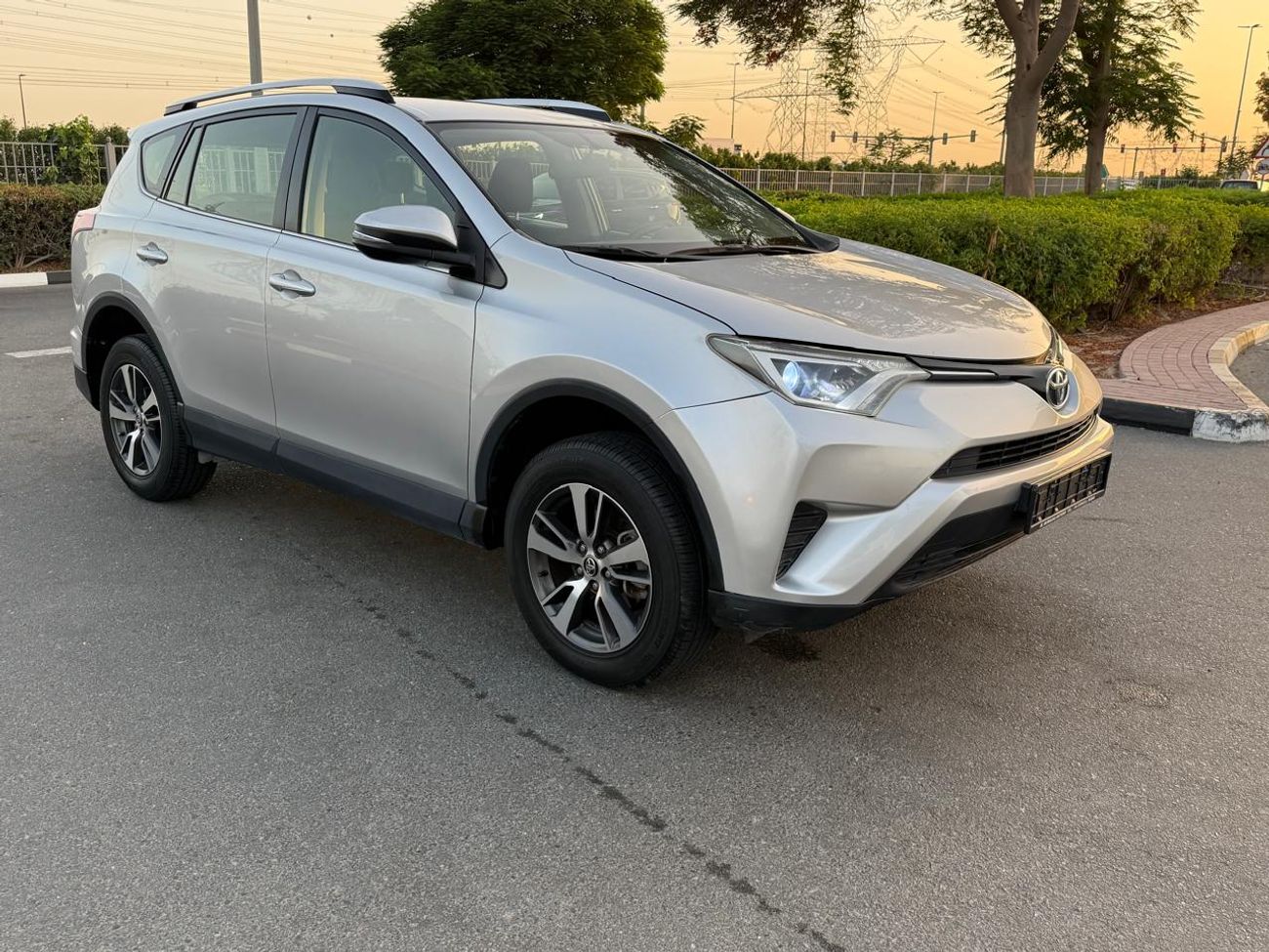Toyota RAV4 EX 2.5L