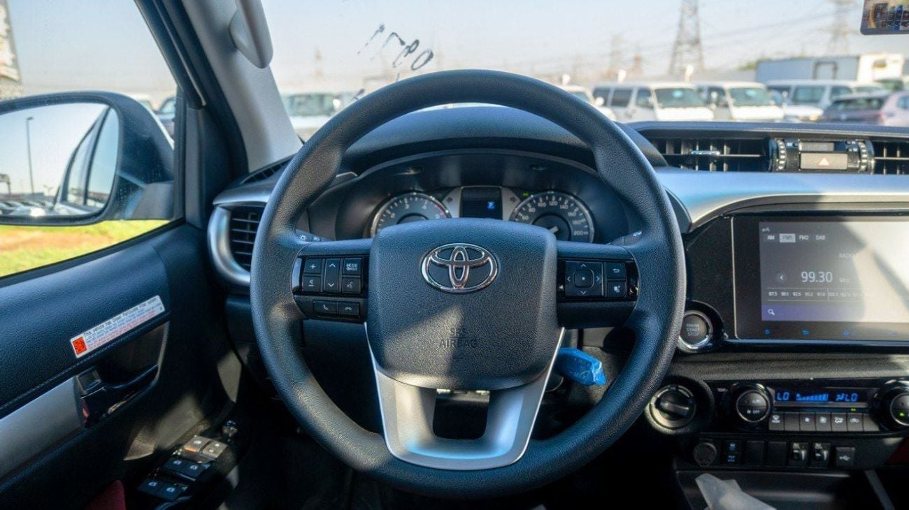 تويوتا هيلوكس S GLX 2.4L 4WD A/T