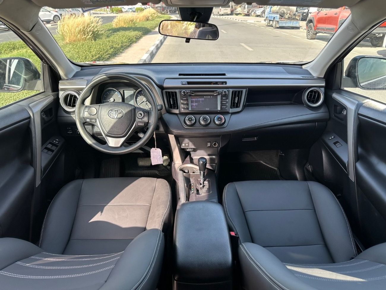 Toyota RAV4 2017 leather seats