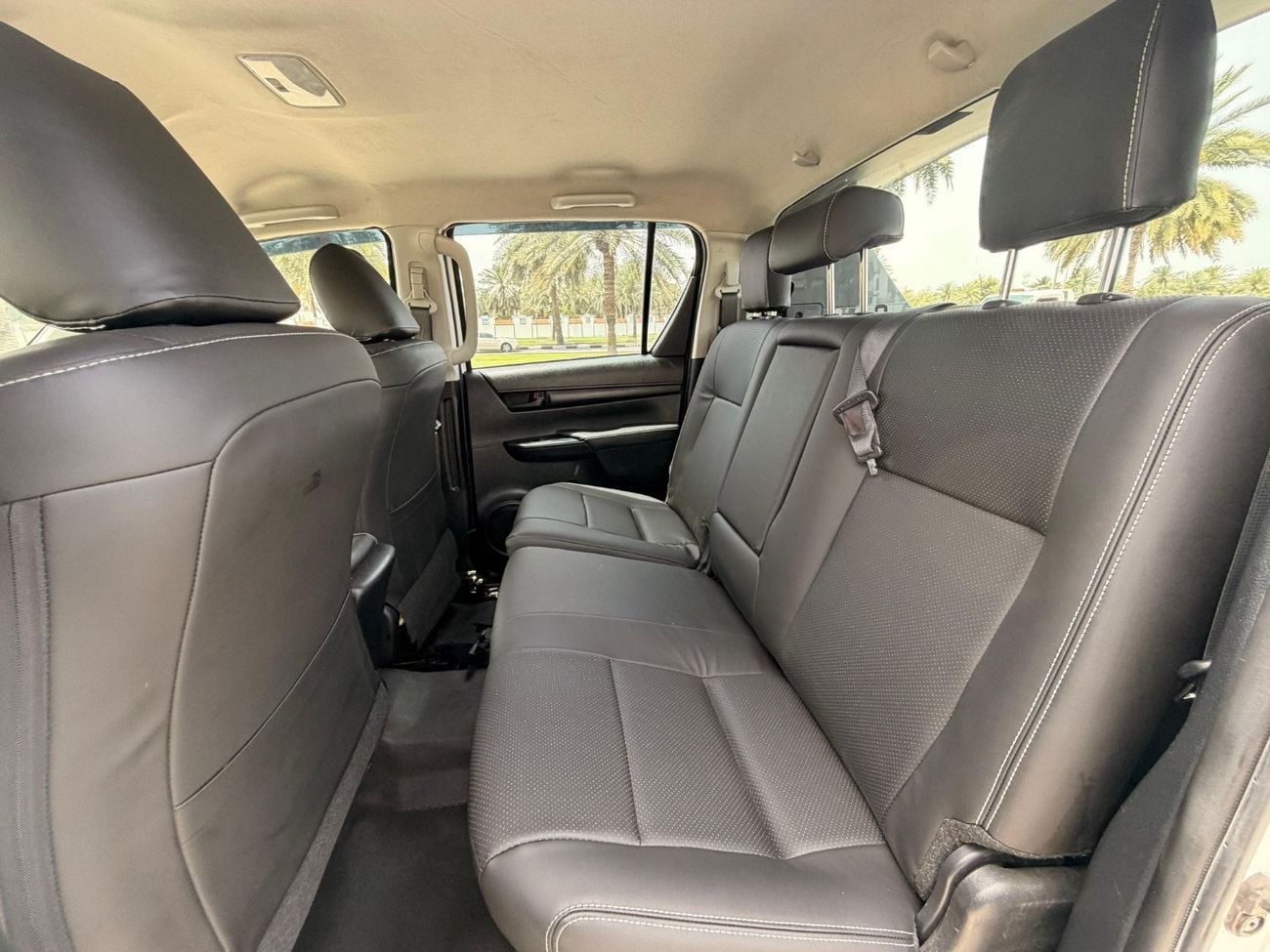 Toyota Hilux ADVENTURE SR5