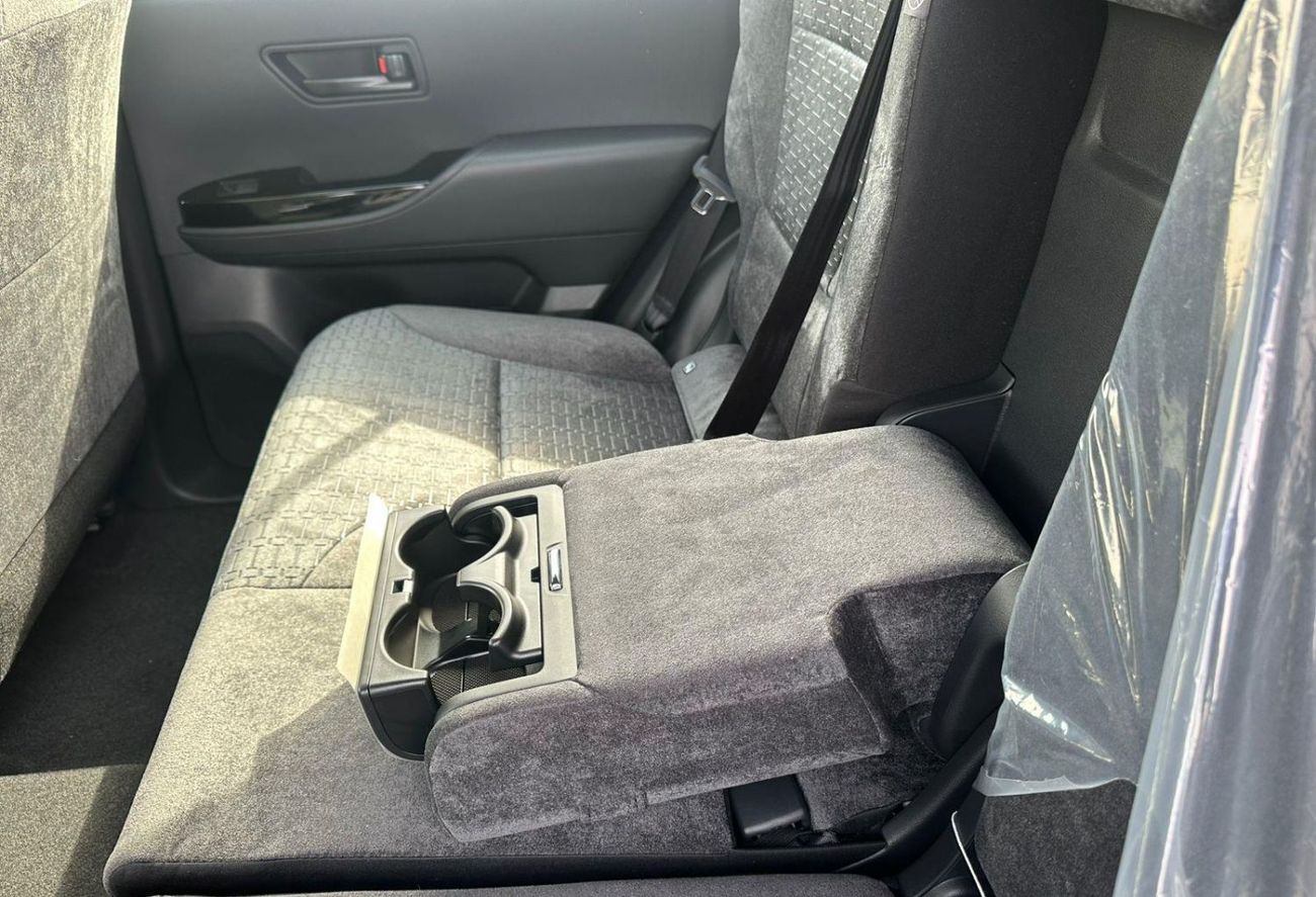 Toyota Land Cruiser 2025 Toyota Land Cruiser LC300 GXR (with Sunroof) 7-Seater 3.5L V6 Twin Turbo Petrol A/T 4WD Export 