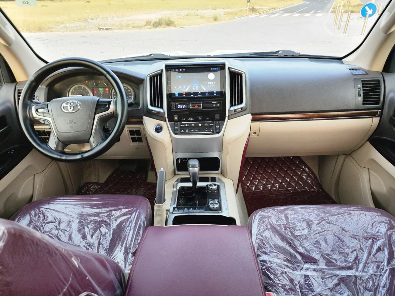 Toyota Land Cruiser GXR V6